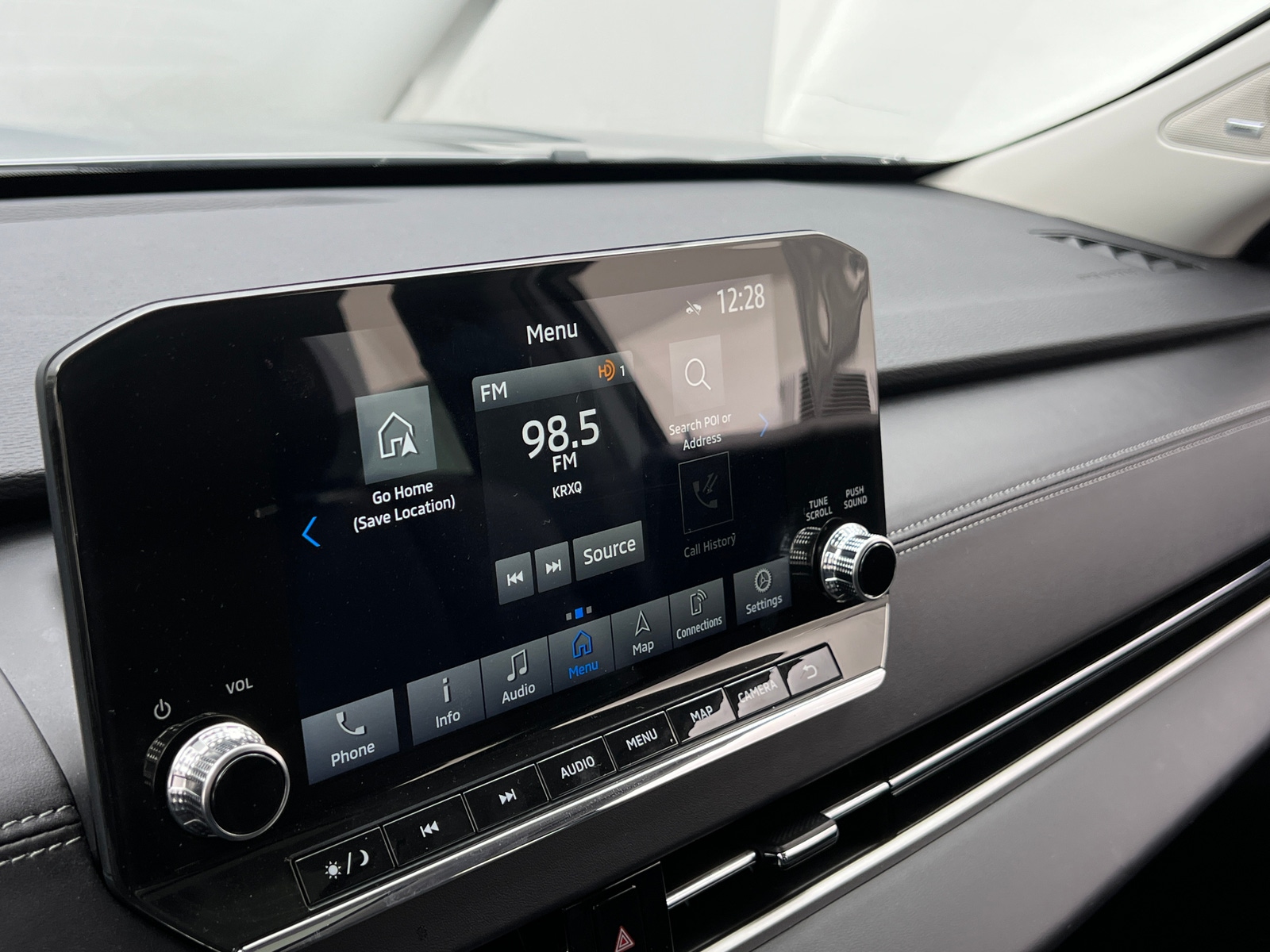 Thumbnail: 2023 Mitsubishi Outlander - 4