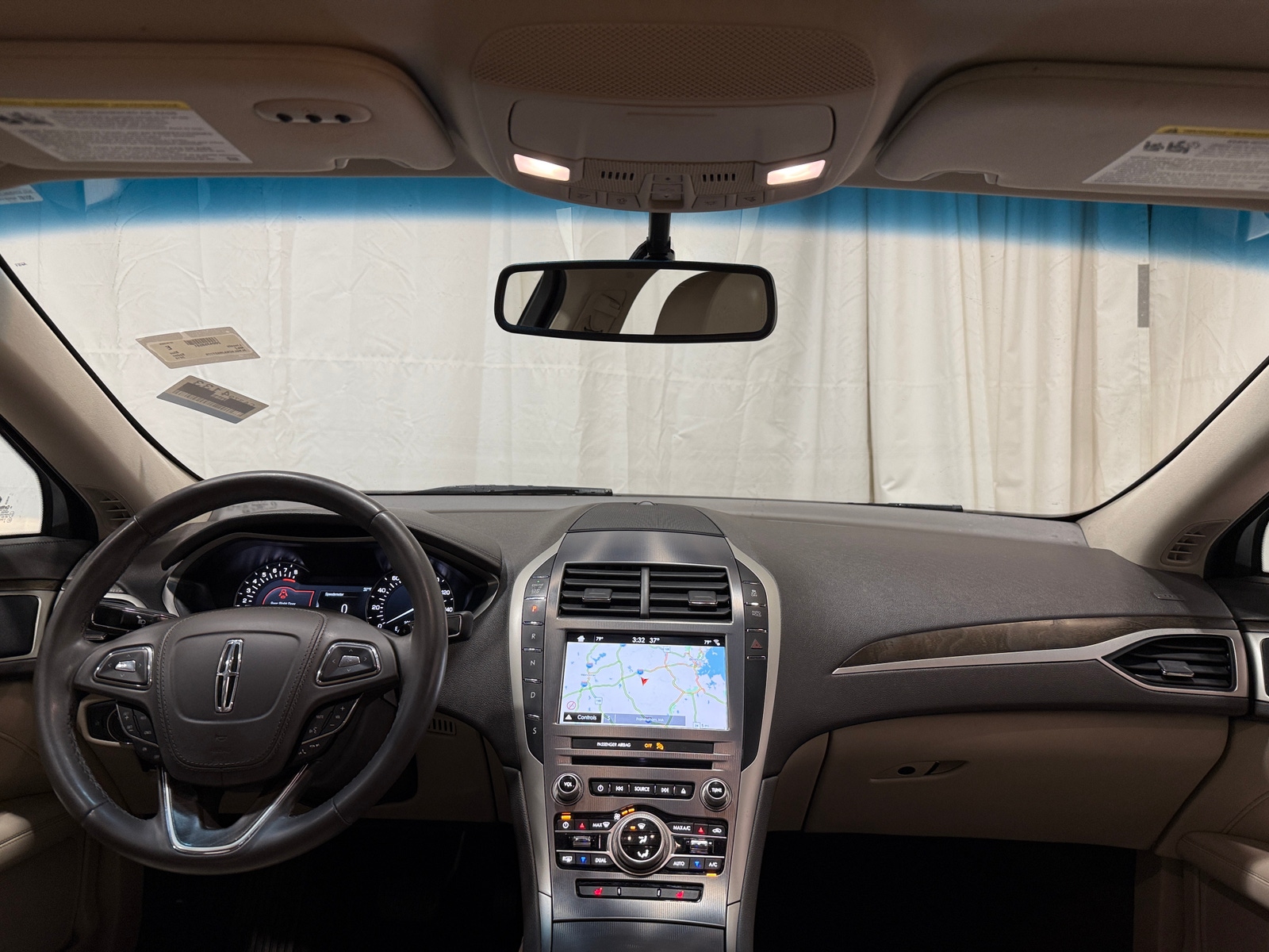 Thumbnail: 2018 Lincoln MKZ - 2