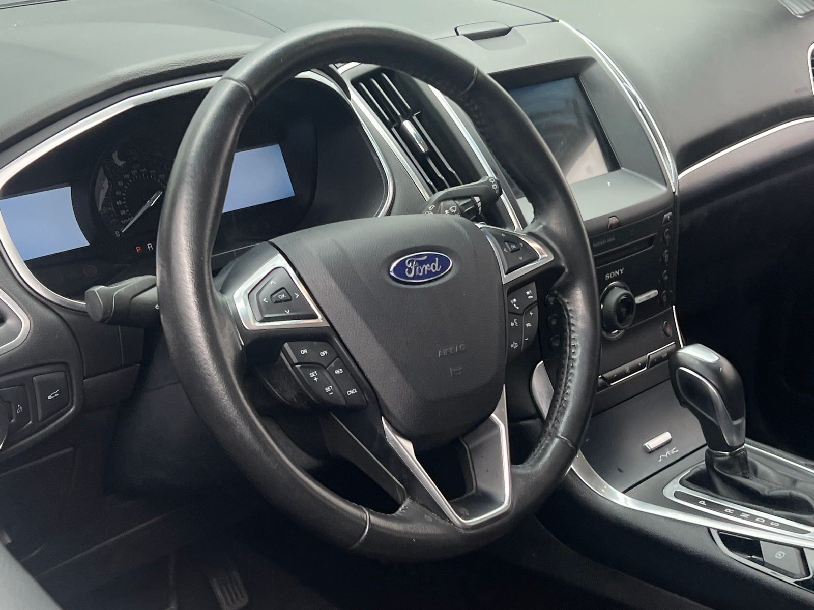 Thumbnail: 2016 Ford Edge - 4