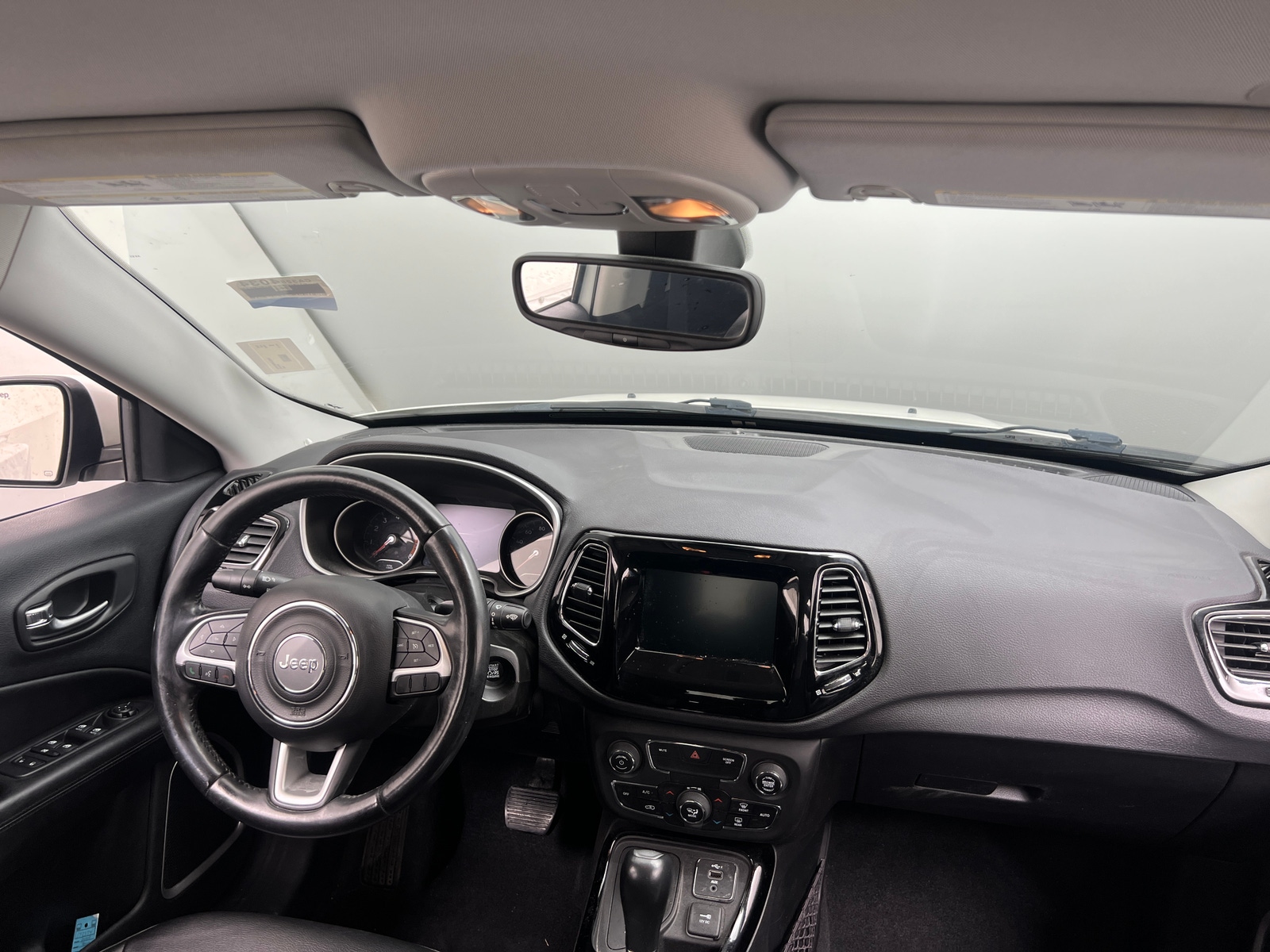 Thumbnail: 2020 Jeep Compass - 3