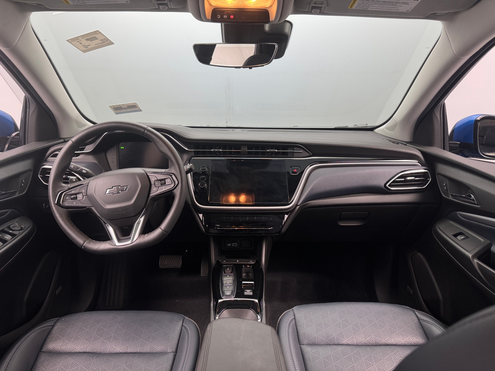 Thumbnail: 2022 Chevrolet Bolt EUV - 2