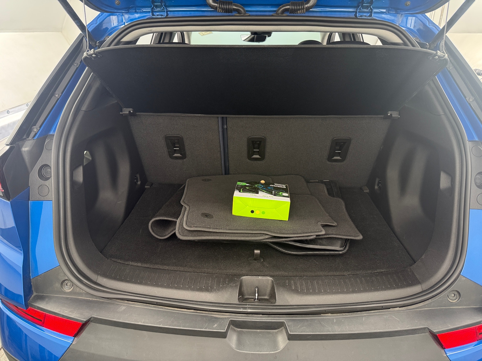 Thumbnail: 2022 Chevrolet Bolt EUV - 6