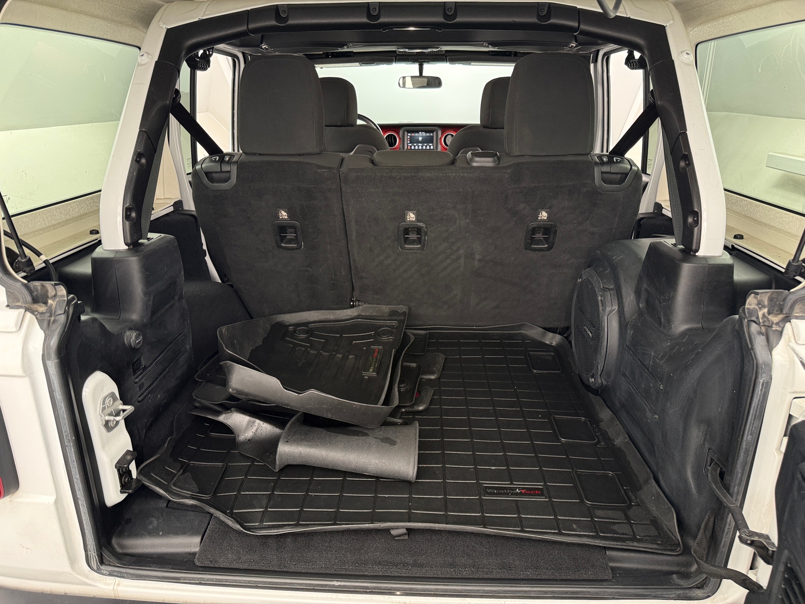 Thumbnail: 2018 Jeep Wrangler - 7