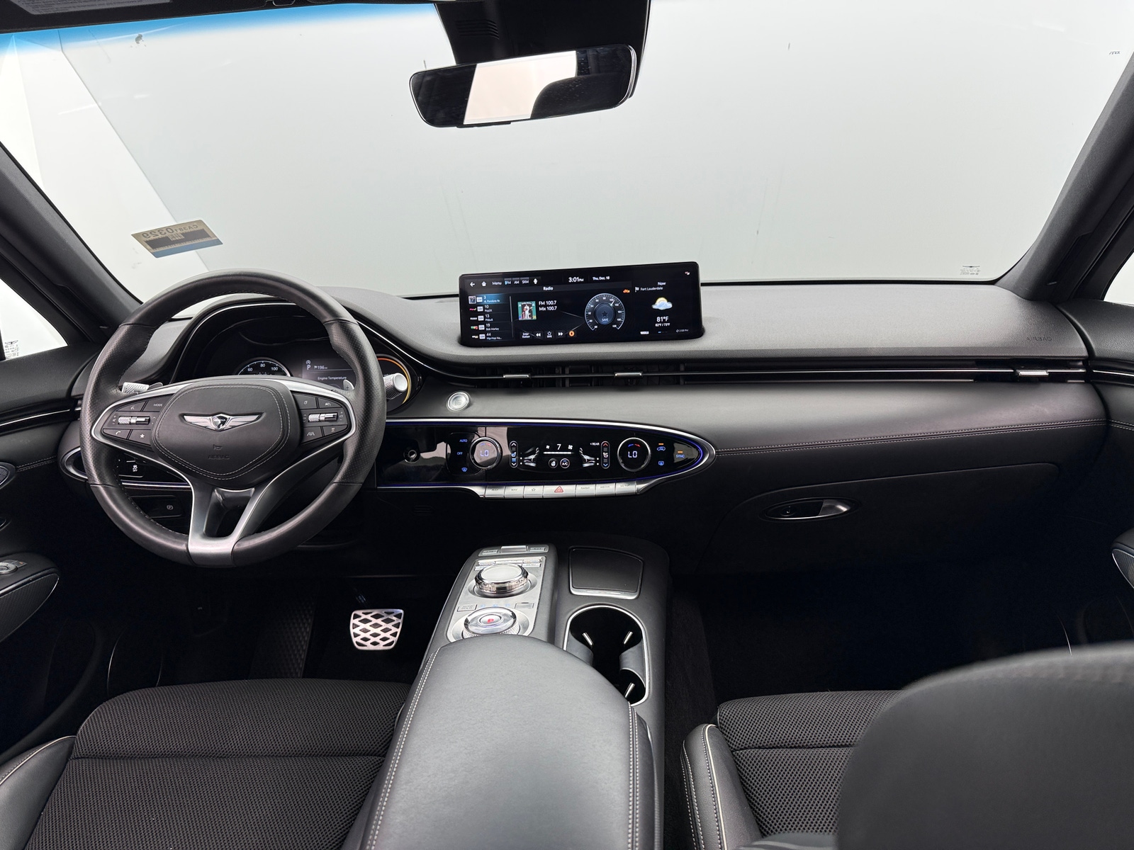 Thumbnail: 2023 Genesis GV70 - 2