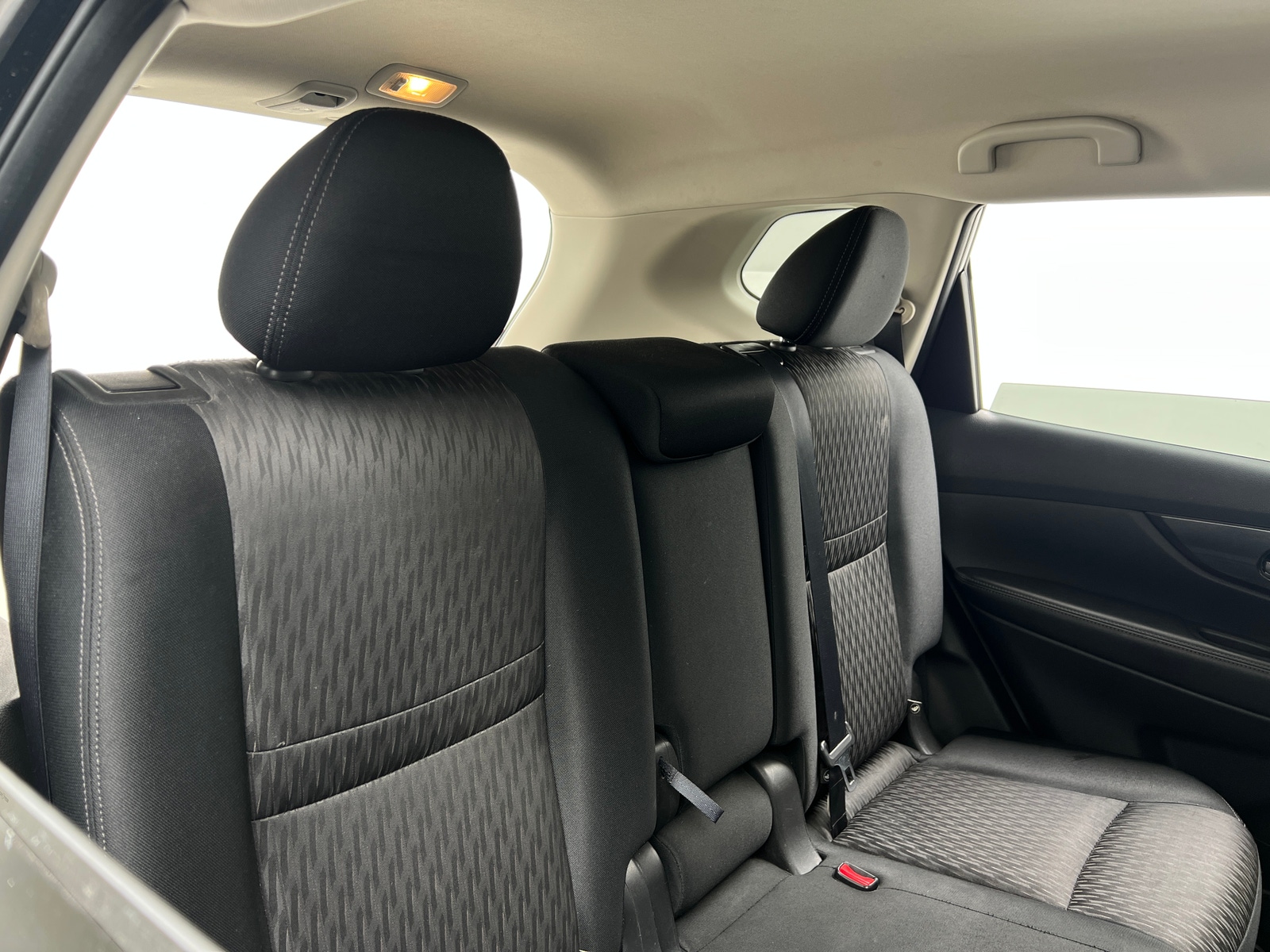 Thumbnail: 2017 Nissan Rogue - 6