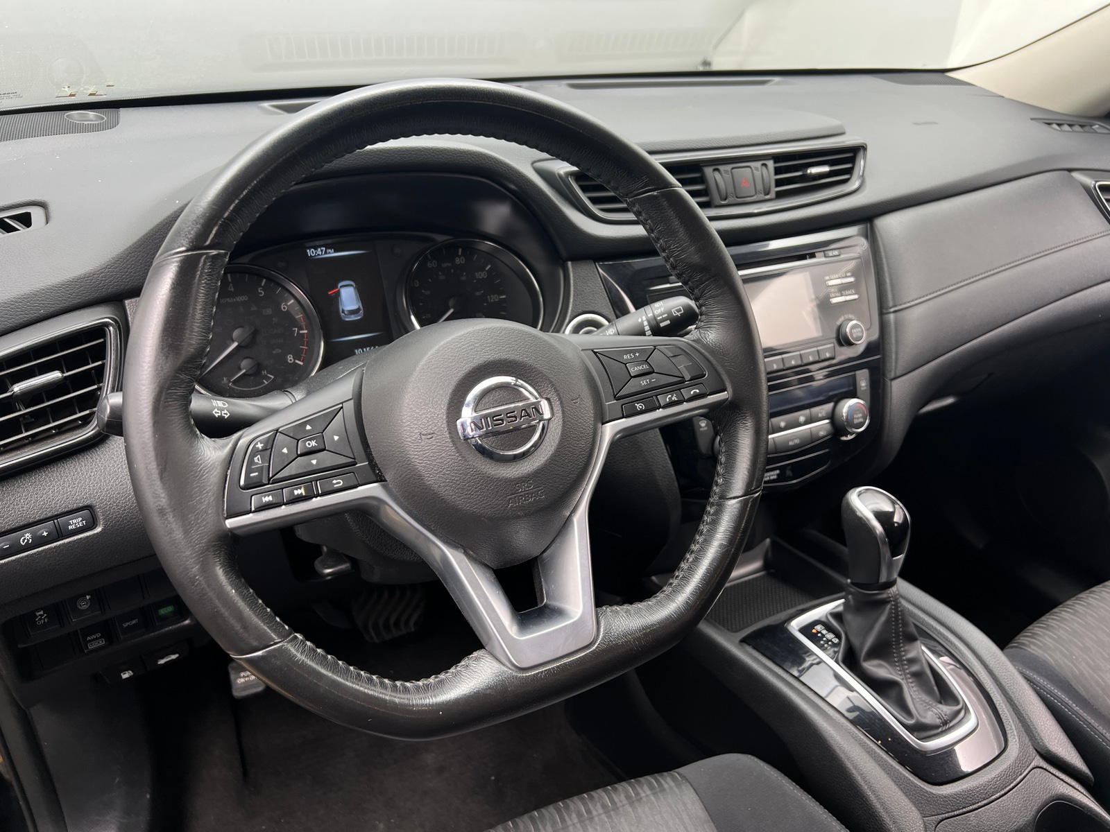 Thumbnail: 2017 Nissan Rogue - 5