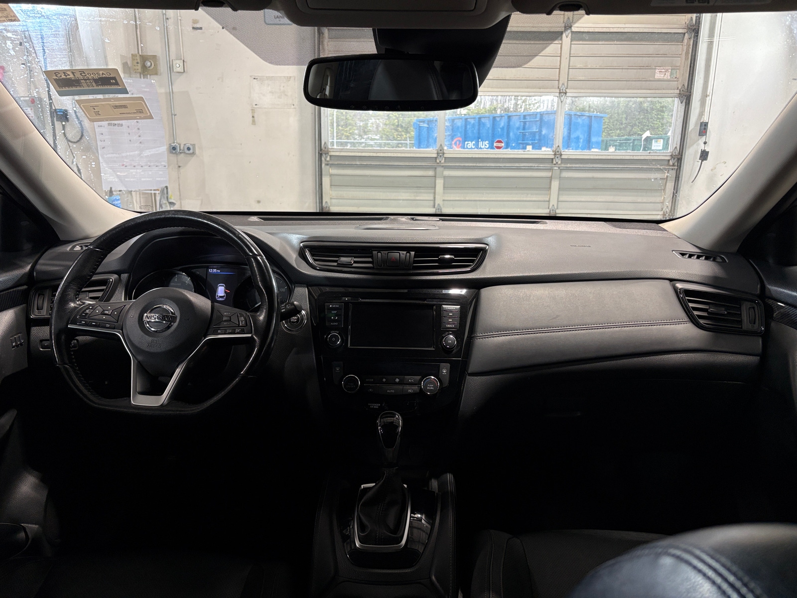 Thumbnail: 2018 Nissan Rogue - 2