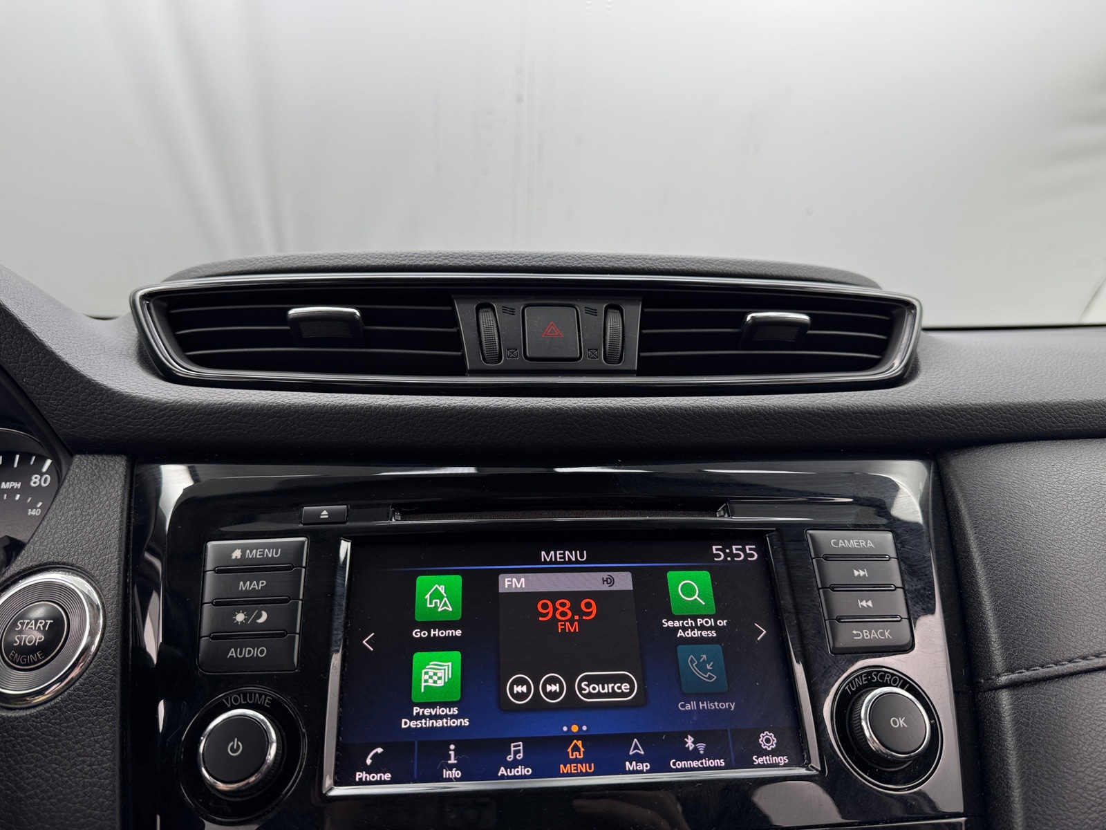 Thumbnail: 2019 Nissan Rogue - 4