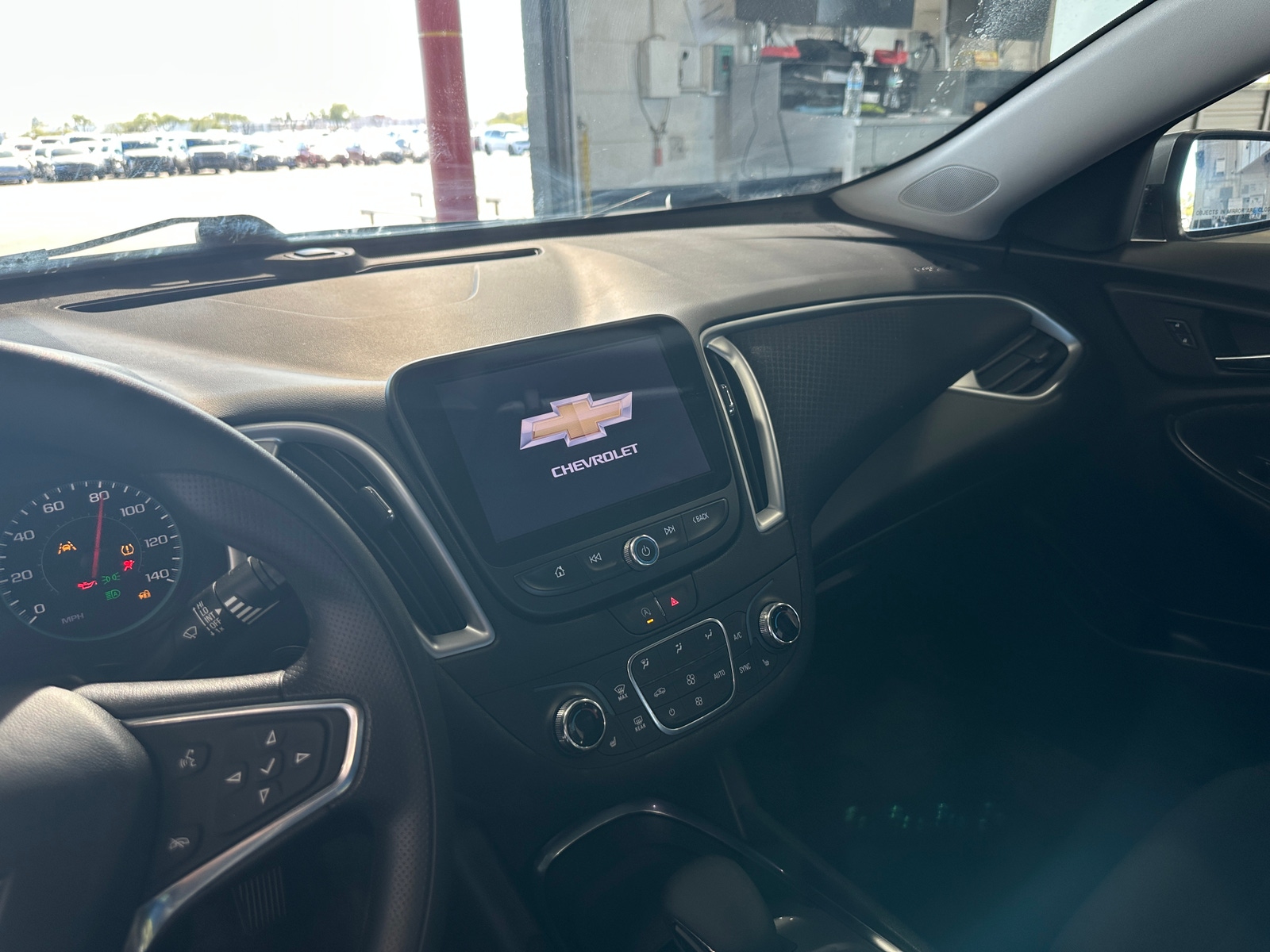 Thumbnail: 2024 Chevrolet Malibu - 4