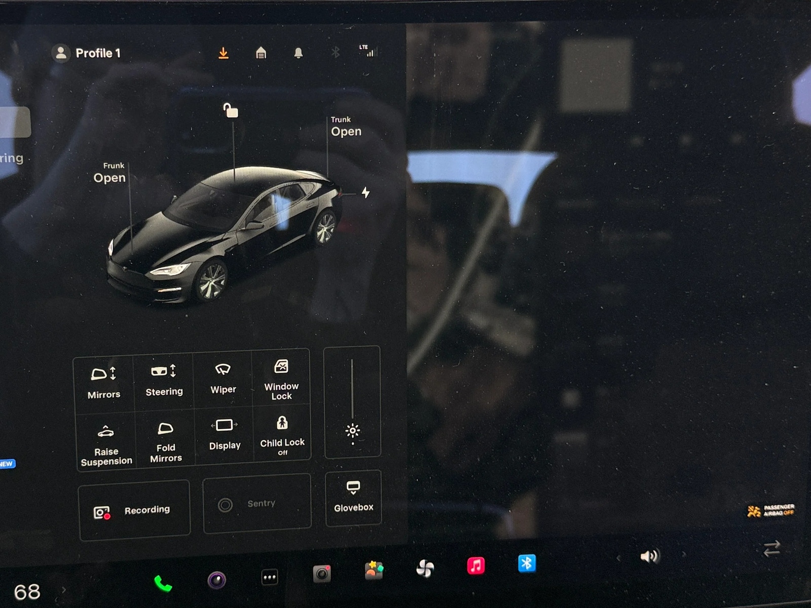 Thumbnail: 2022 Tesla Model S - 3