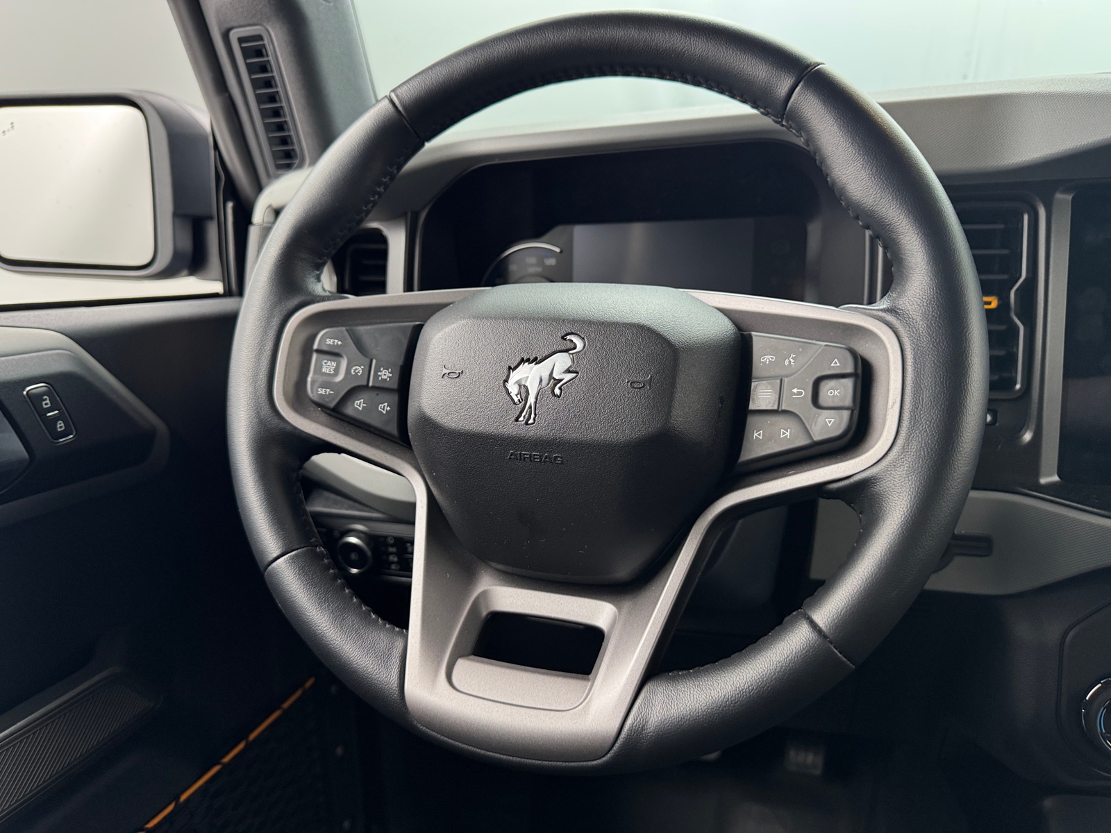 Thumbnail: 2023 Ford Bronco - 4