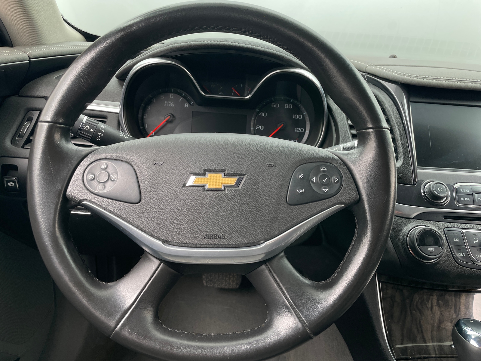 Thumbnail: 2014 Chevrolet Impala - 5