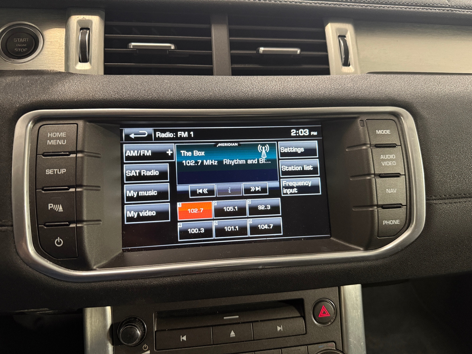 Thumbnail: 2014 Land Rover Range Rover Evoque - 3