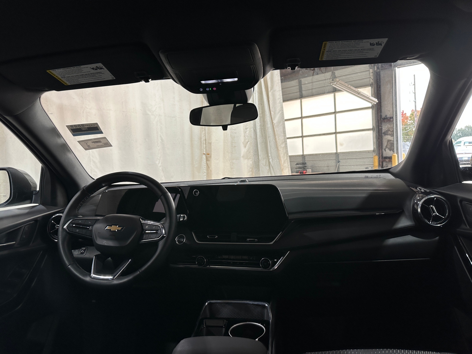 Thumbnail: 2025 Chevrolet Equinox - 3