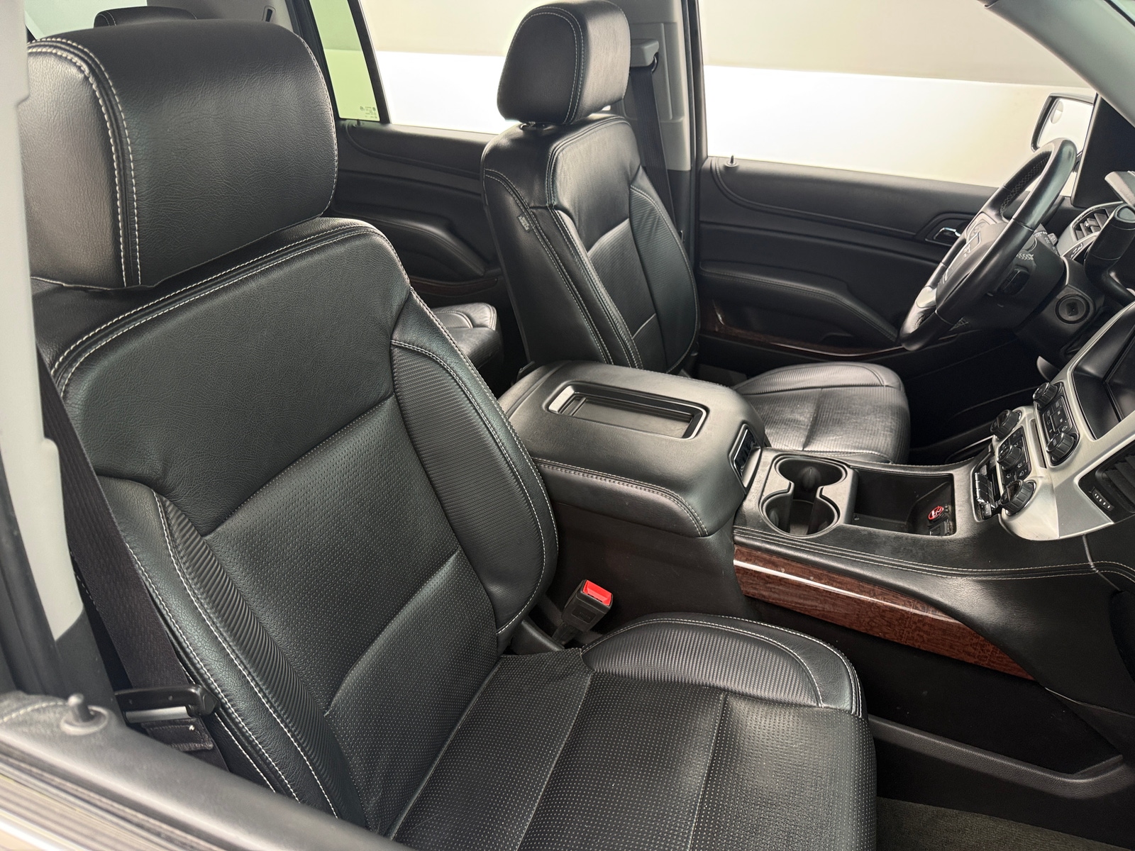 Thumbnail: 2016 GMC Yukon XL - 2