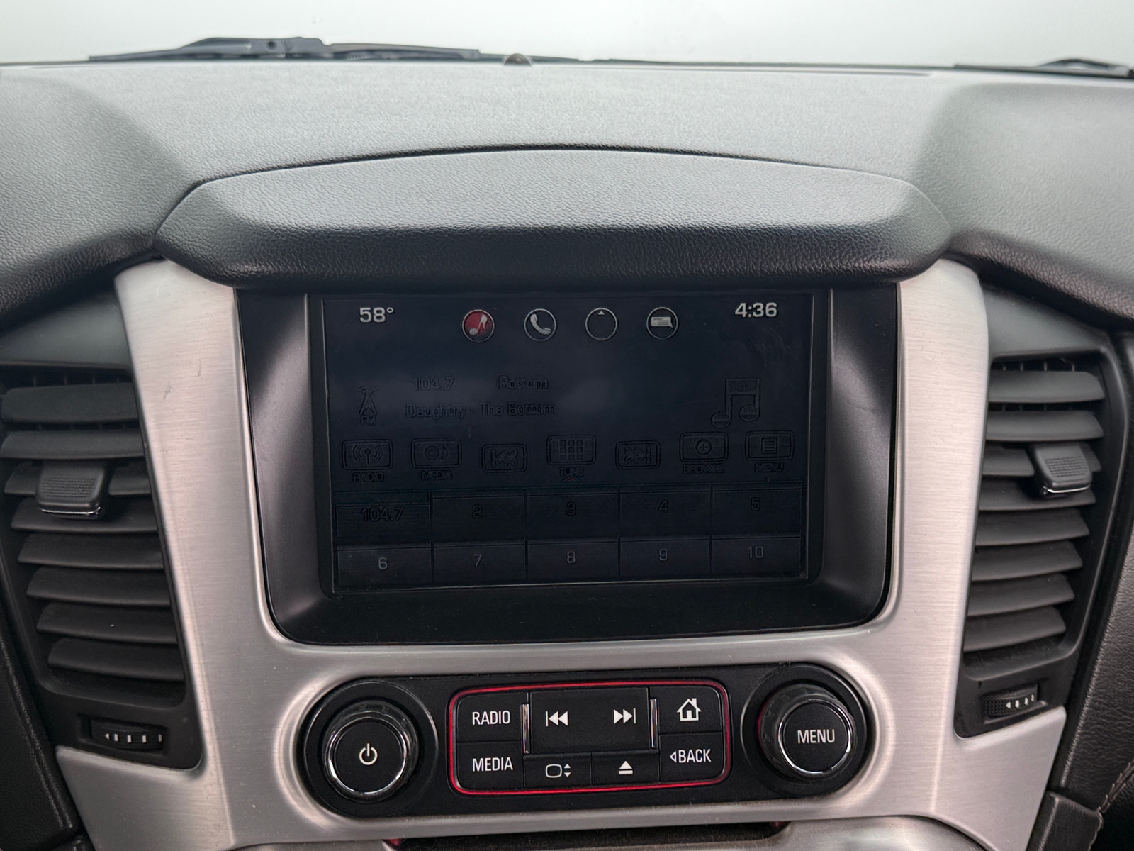 Thumbnail: 2016 GMC Yukon XL - 4