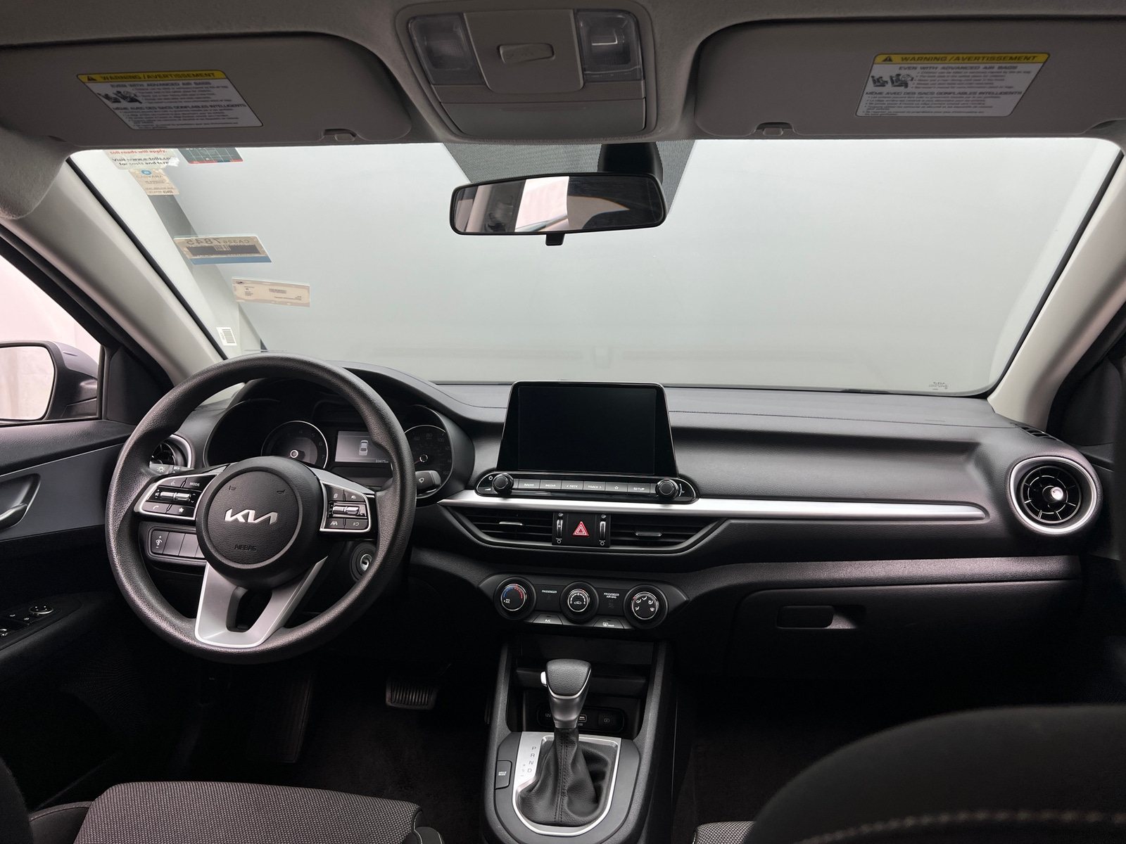 Thumbnail: 2024 Kia Forte - 3