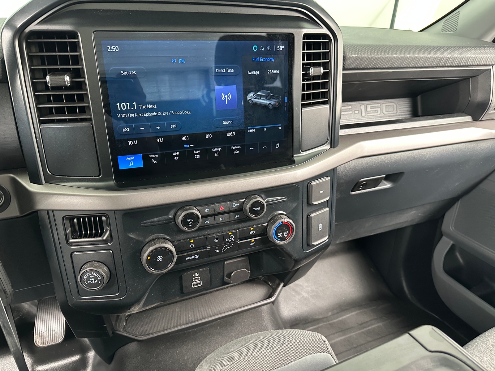 Thumbnail: 2025 Ford Econoline - 4