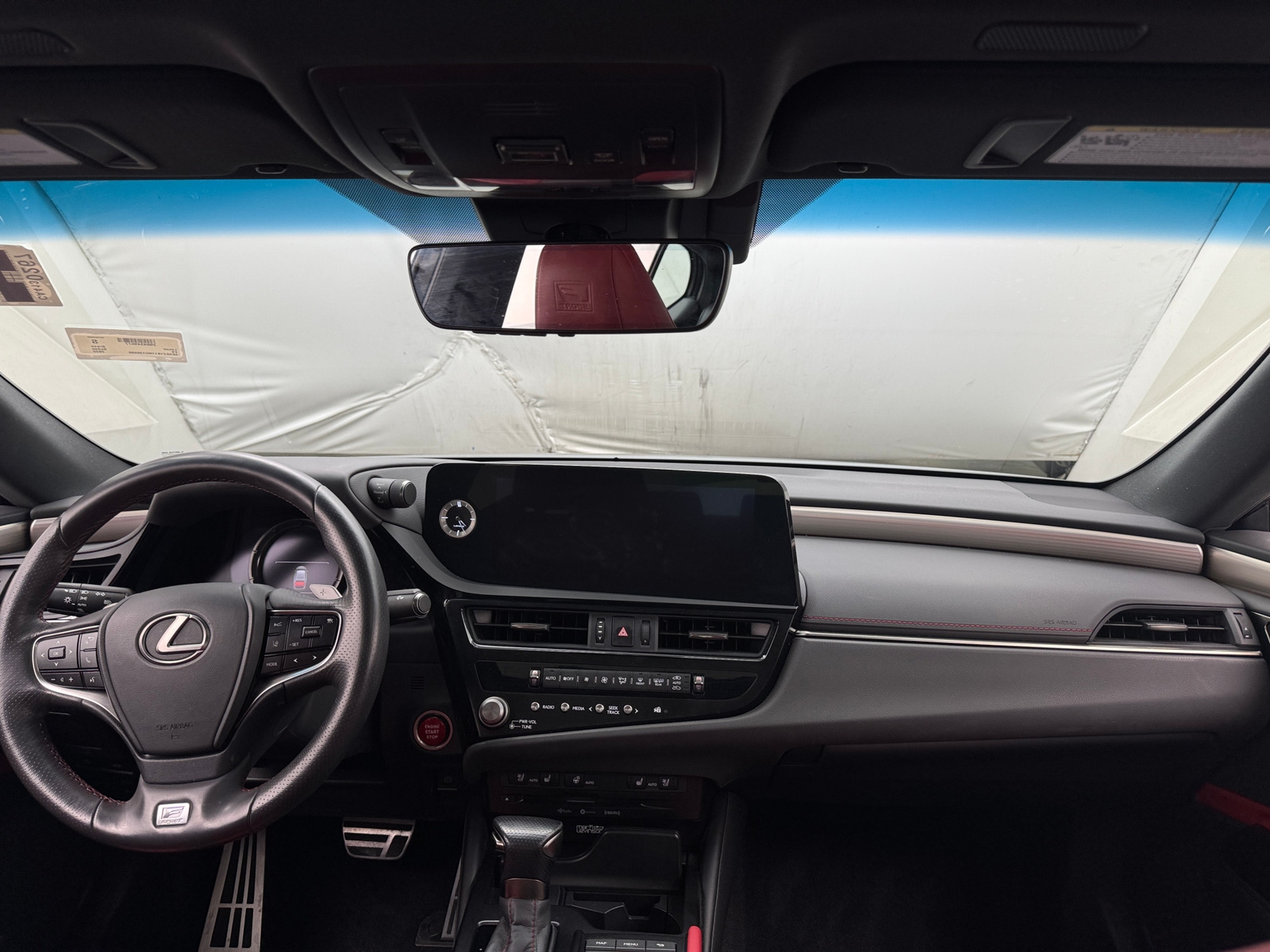 Thumbnail: 2022 Lexus ES - 2