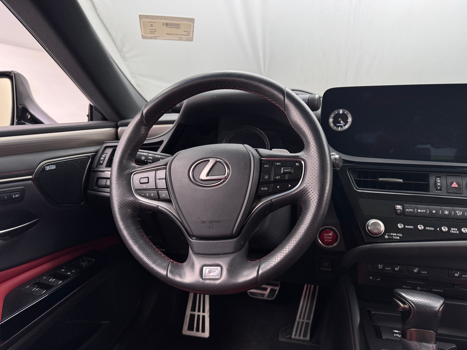 Thumbnail: 2022 Lexus ES - 4