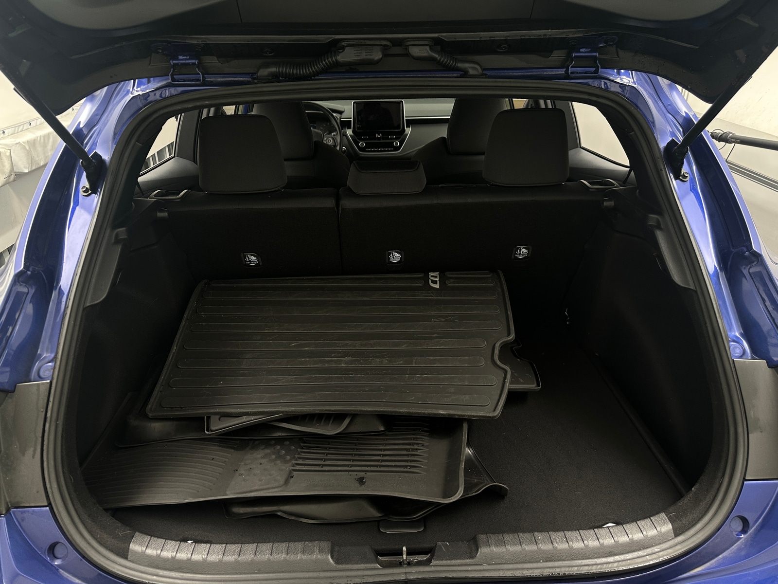 Thumbnail: 2023 Toyota Corolla - 7