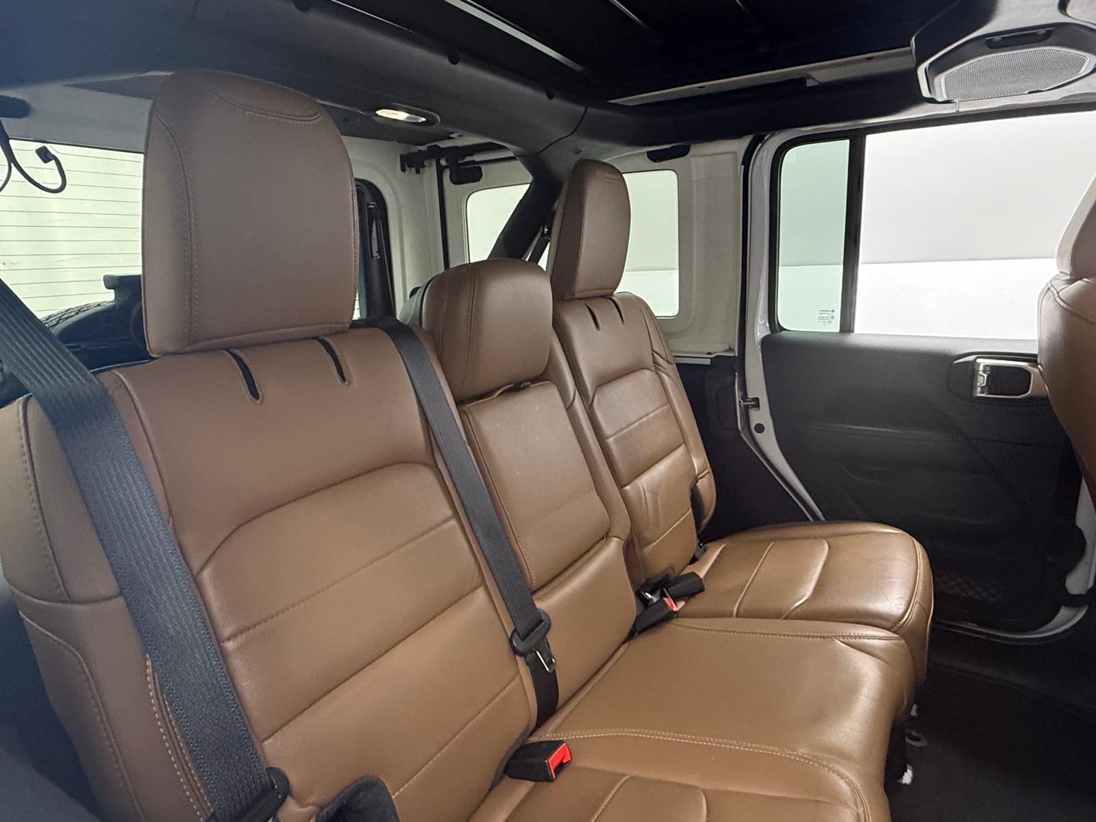 Thumbnail: 2020 Jeep Wrangler - 5