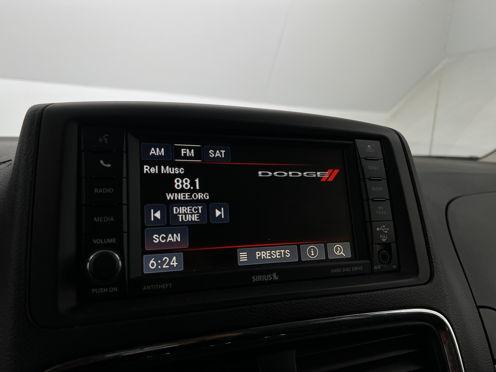 Thumbnail: 2017 Dodge Grand Caravan - 4