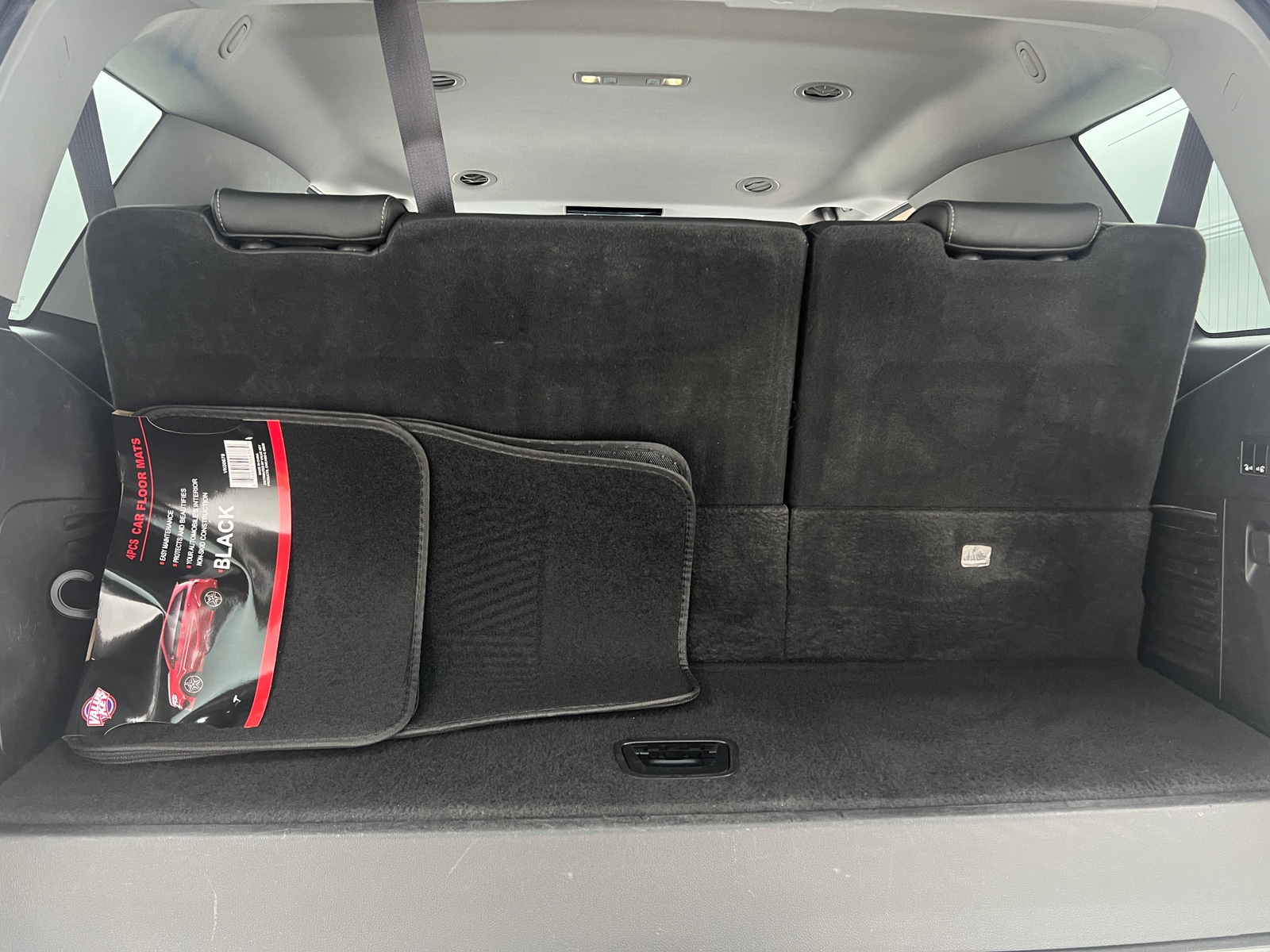 Thumbnail: 2017 Chevrolet Tahoe - 6