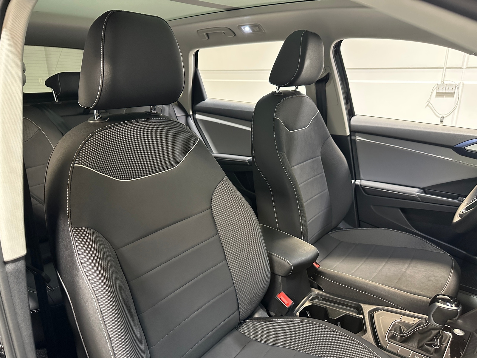 Thumbnail: 2024 Volkswagen Taos - 2