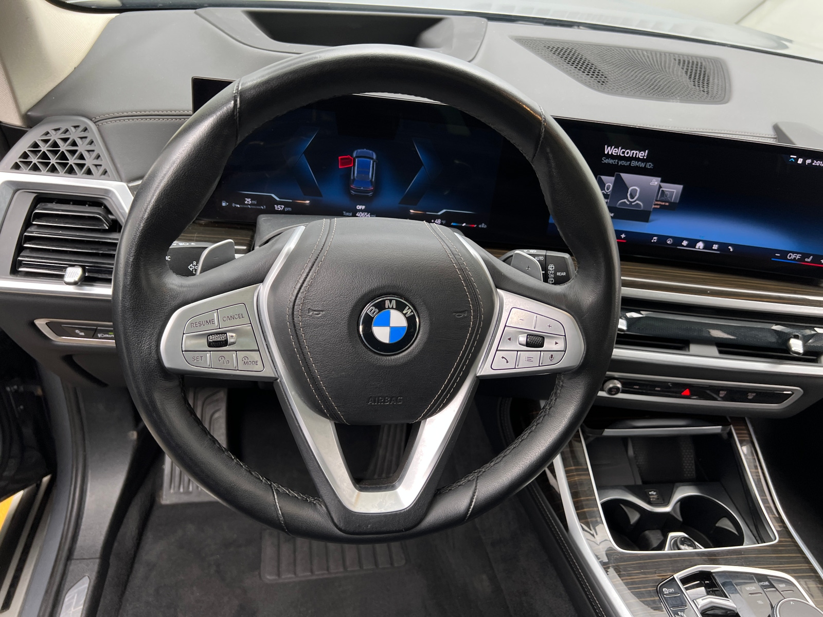 Thumbnail: 2024 BMW X7 - 4