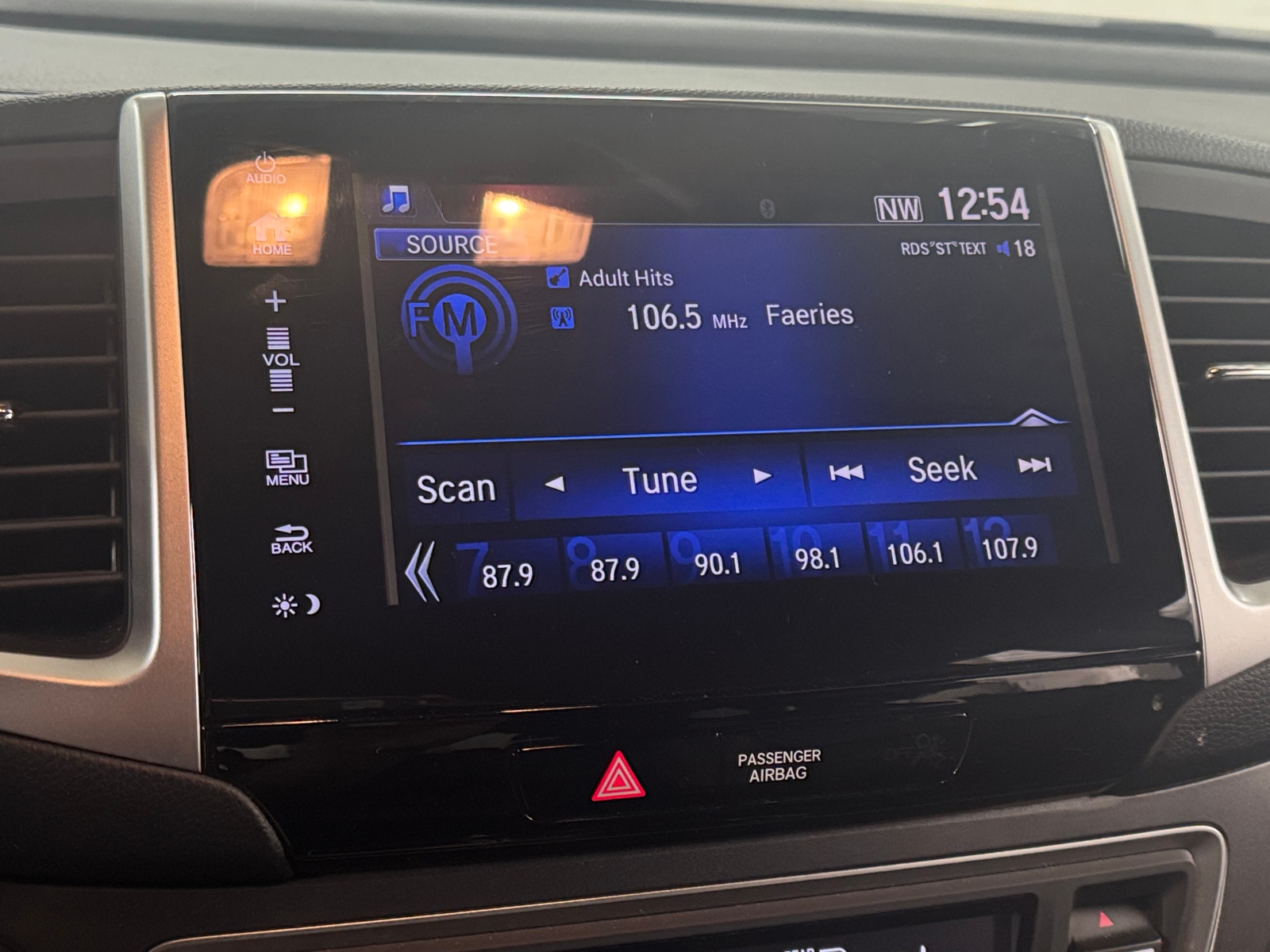 Thumbnail: 2018 Honda Pilot - 3