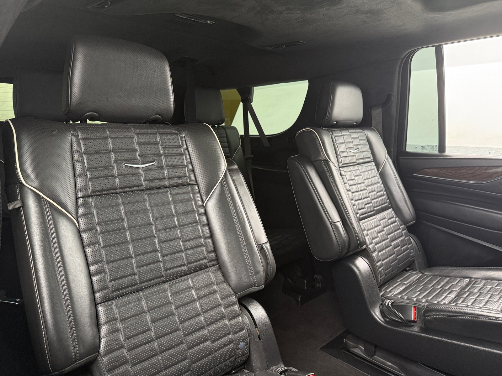 Thumbnail: 2022 Cadillac Escalade - 5