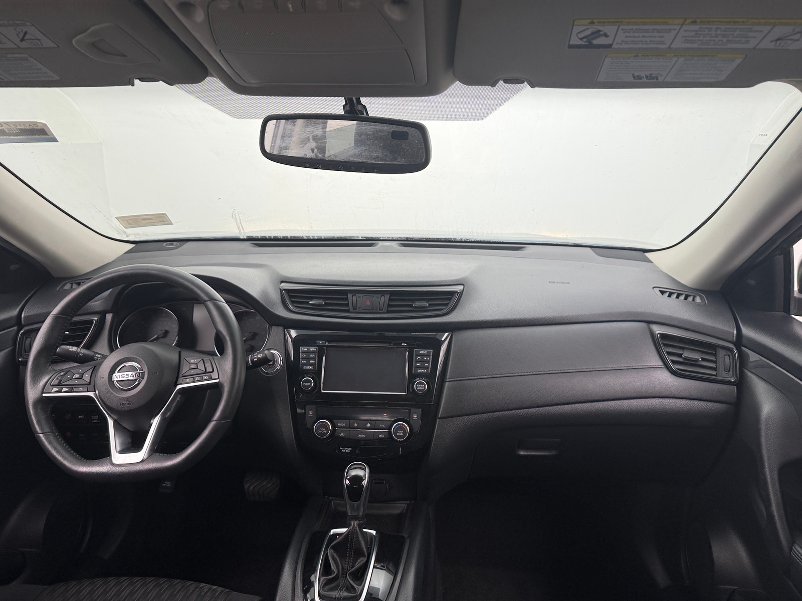 Thumbnail: 2017 Nissan Rogue - 3