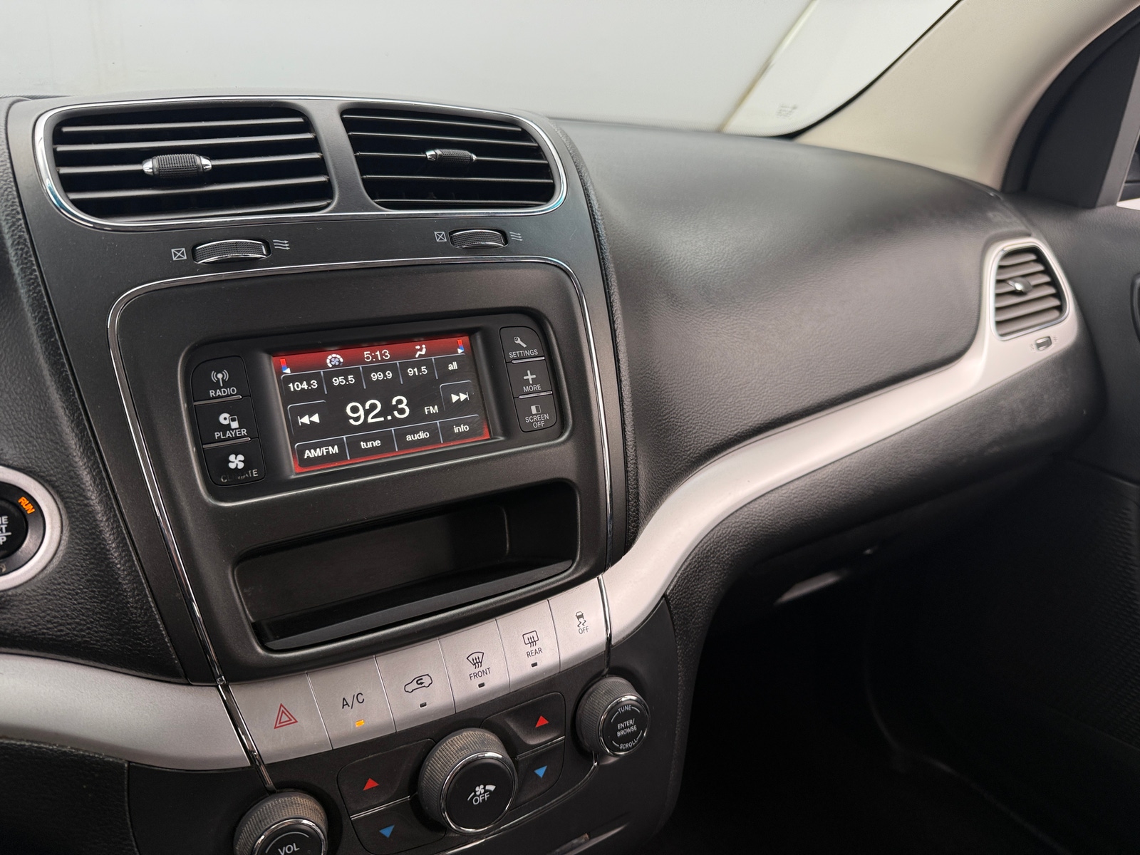 Thumbnail: 2017 Dodge Journey - 4