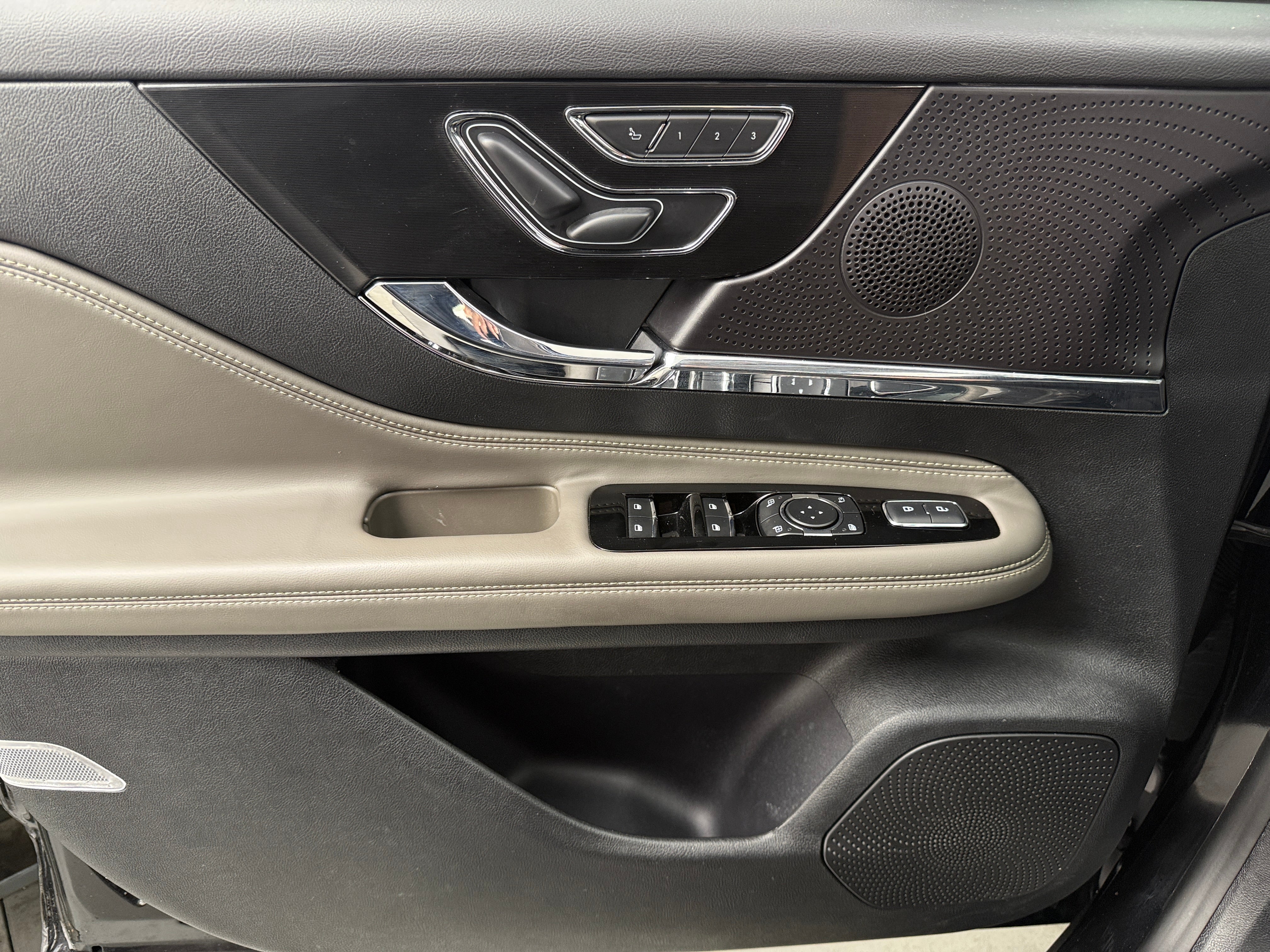 2025 Lincoln Corsair