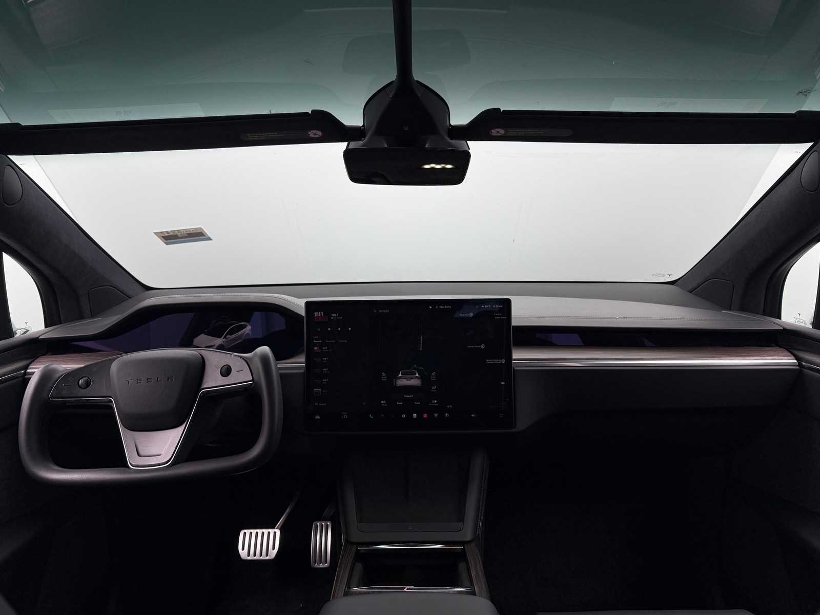 Thumbnail: 2023 Tesla Model X - 2