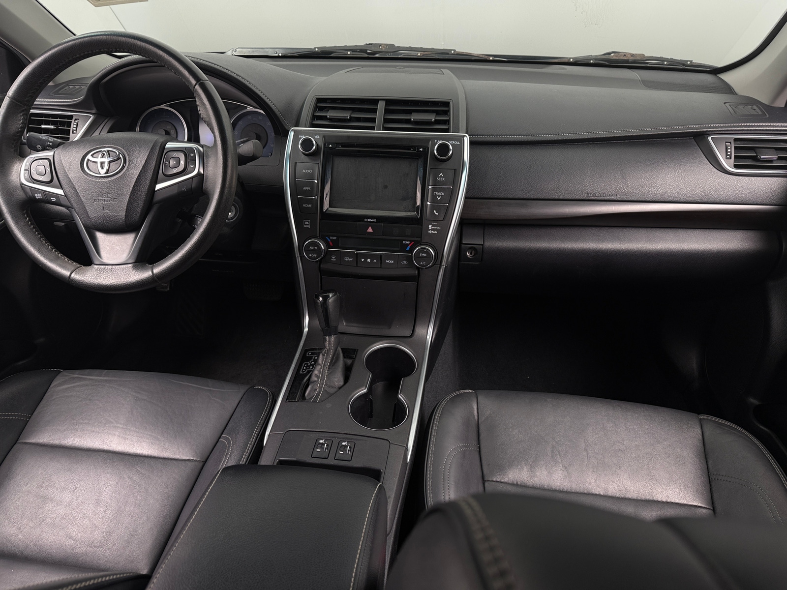 Thumbnail: 2017 Toyota Camry - 2