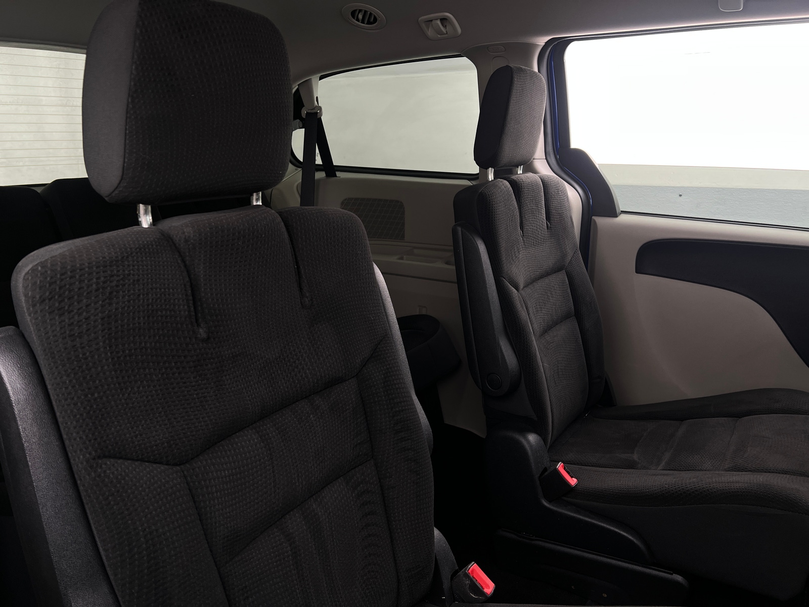 Thumbnail: 2019 Dodge Grand Caravan - 6