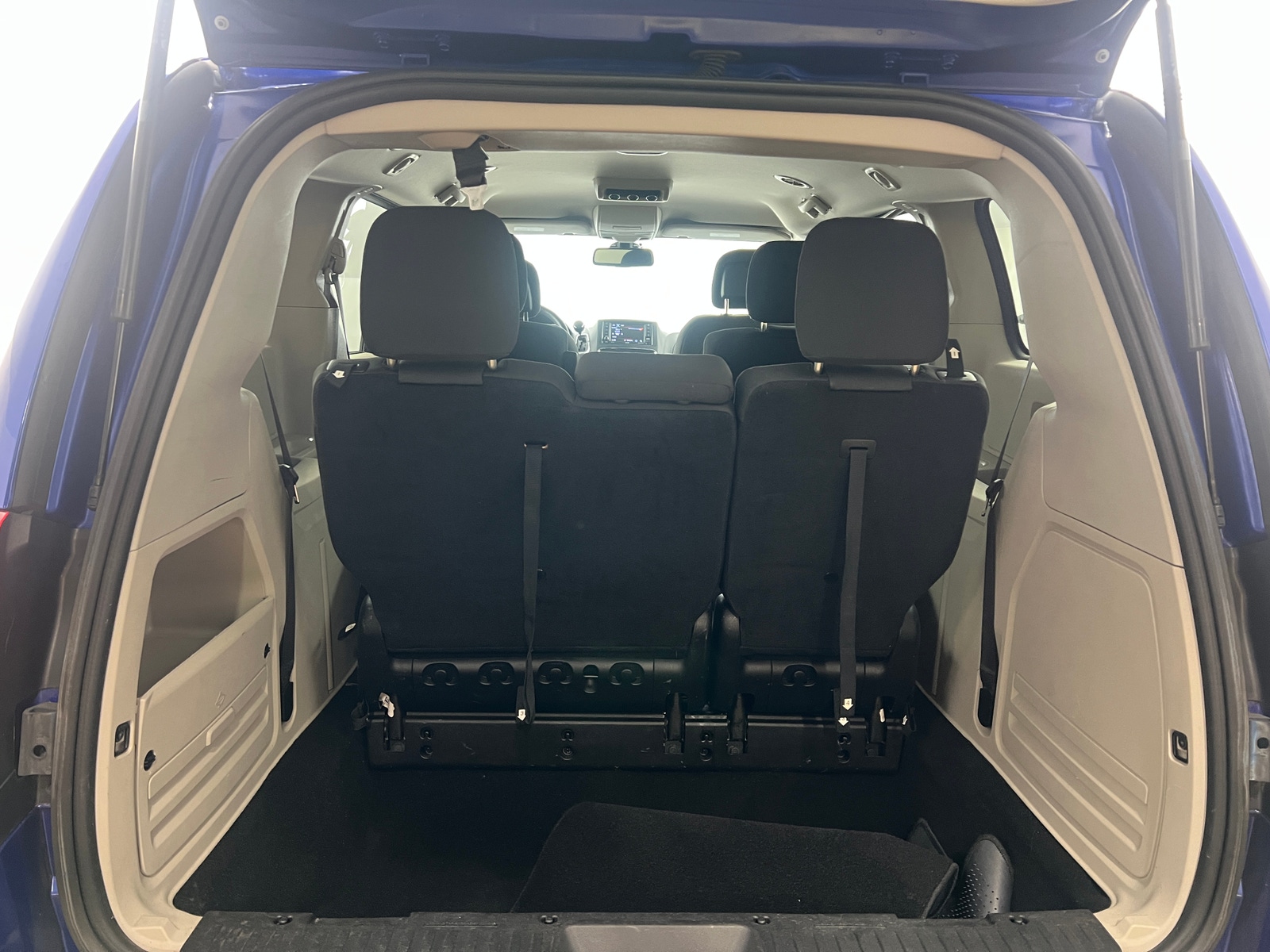 Thumbnail: 2019 Dodge Grand Caravan - 7