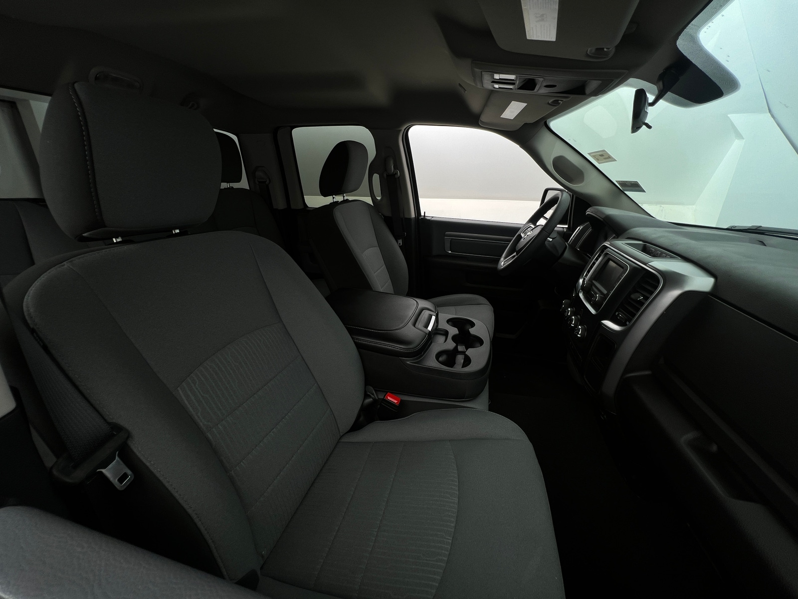 Thumbnail: 2024 RAM 1500 Classic - 2