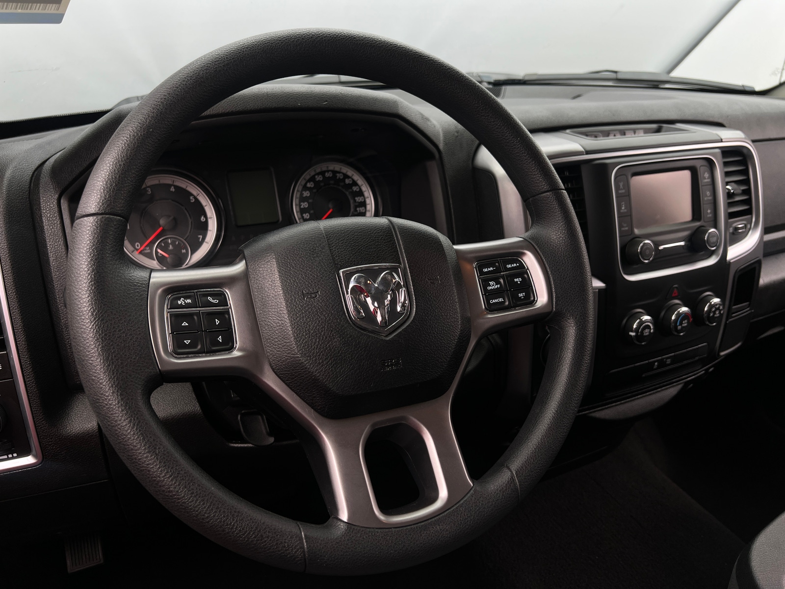 Thumbnail: 2024 RAM 1500 Classic - 5