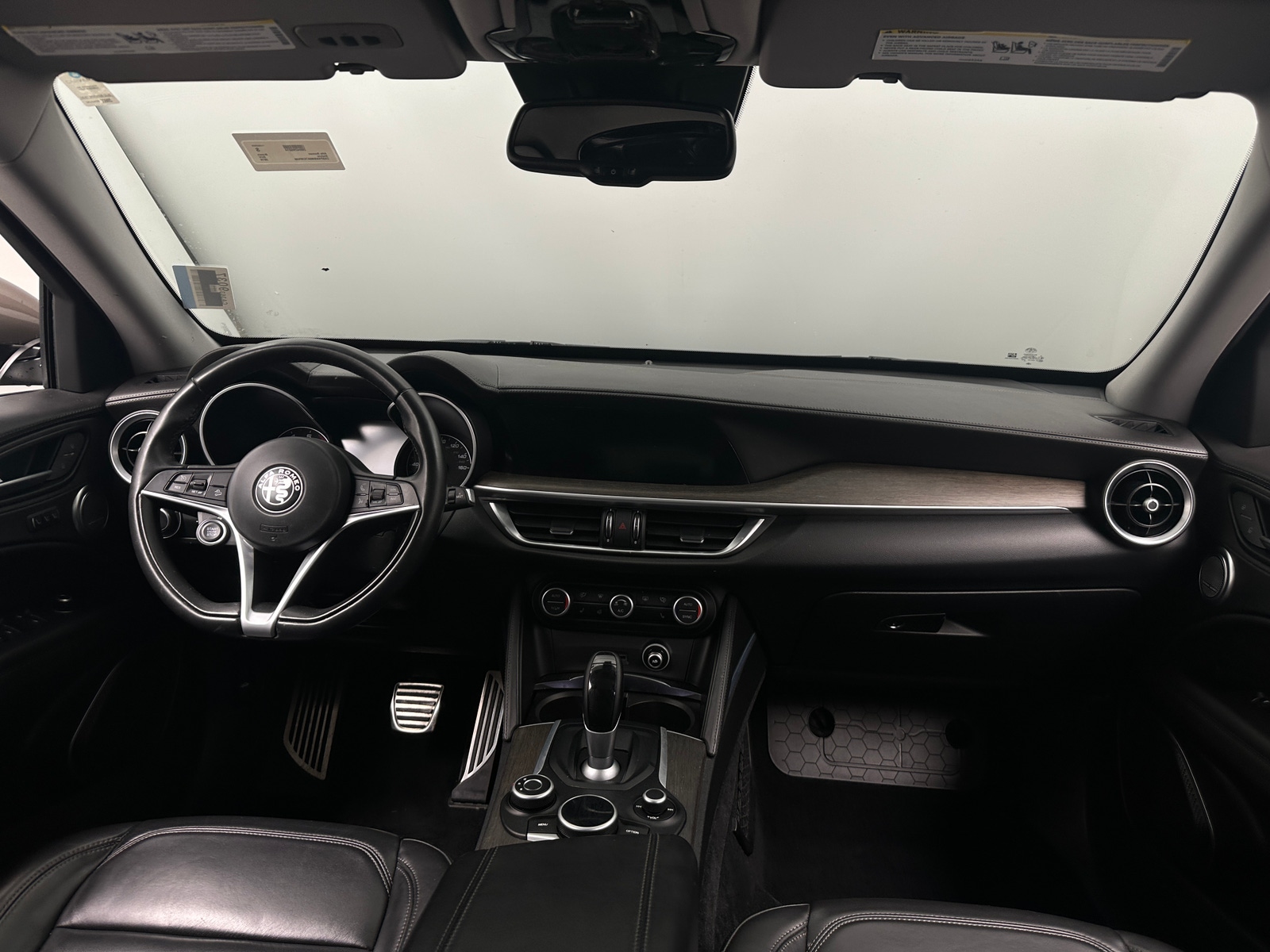 Thumbnail: 2019 Alfa Romeo Stelvio - 2