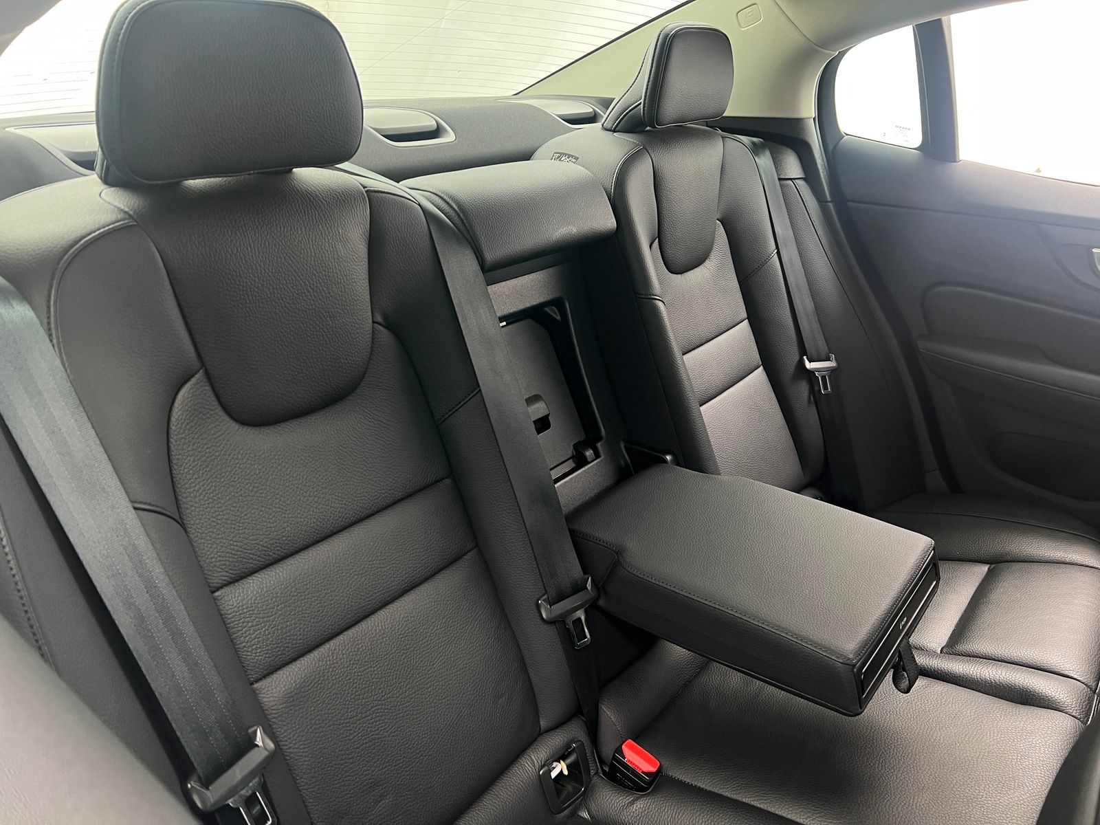 Thumbnail: 2024 Volvo S60 - 5