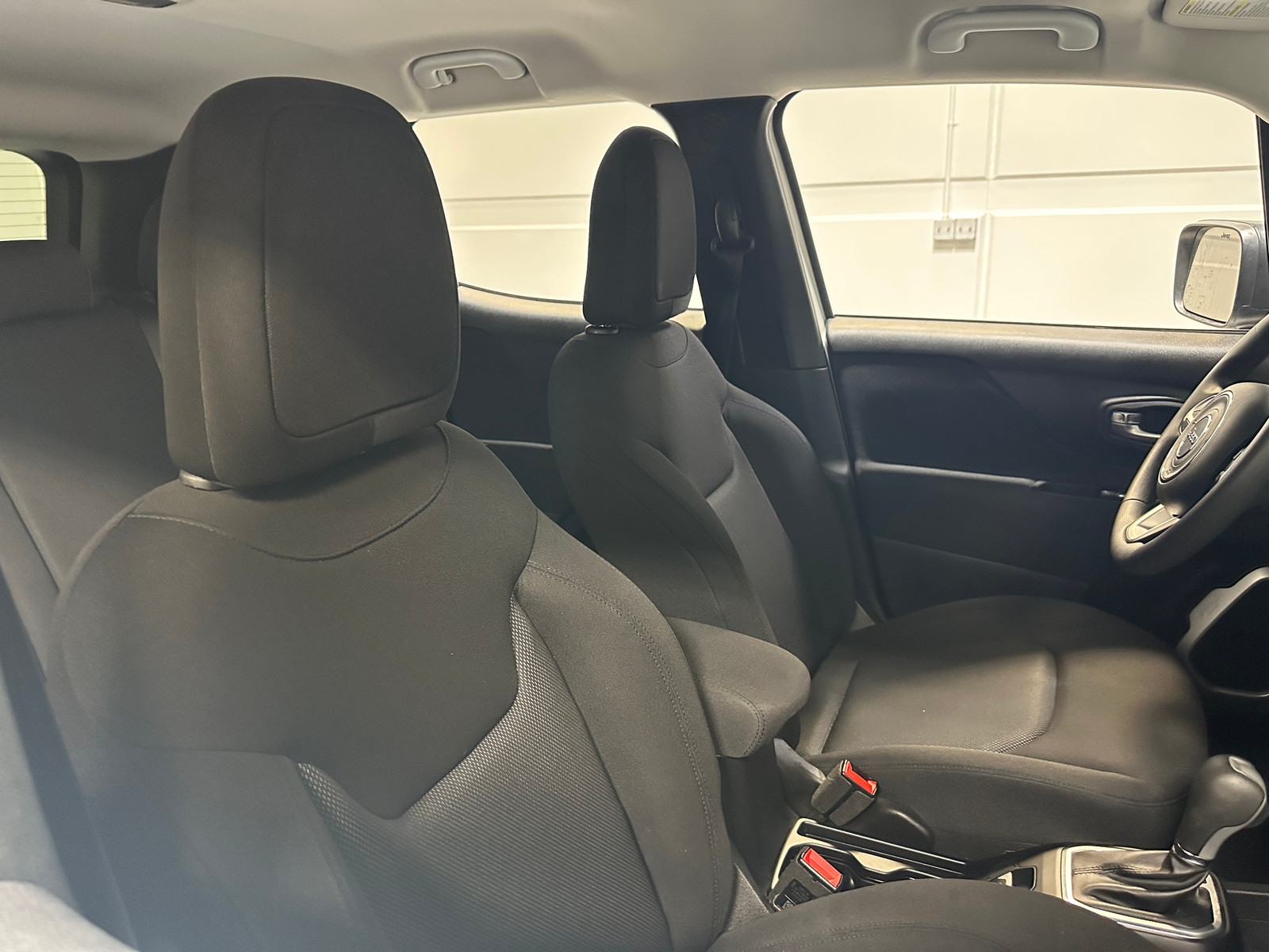 Thumbnail: 2019 Jeep Renegade - 2