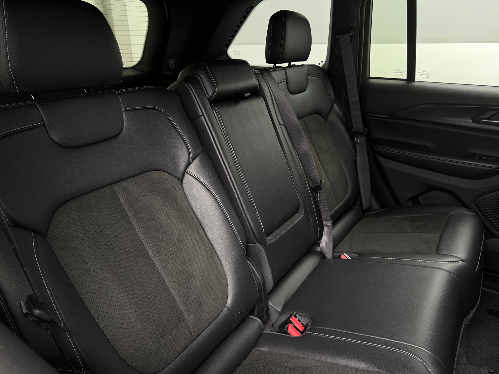 Thumbnail: 2023 Jeep Grand Cherokee - 6