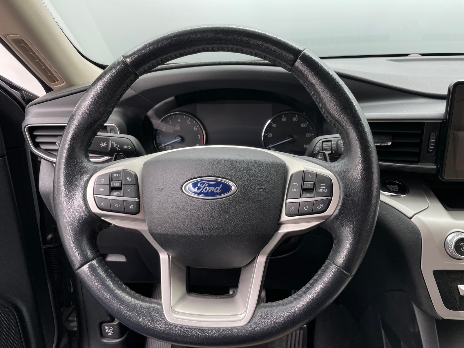 Thumbnail: 2020 Ford Explorer - 5