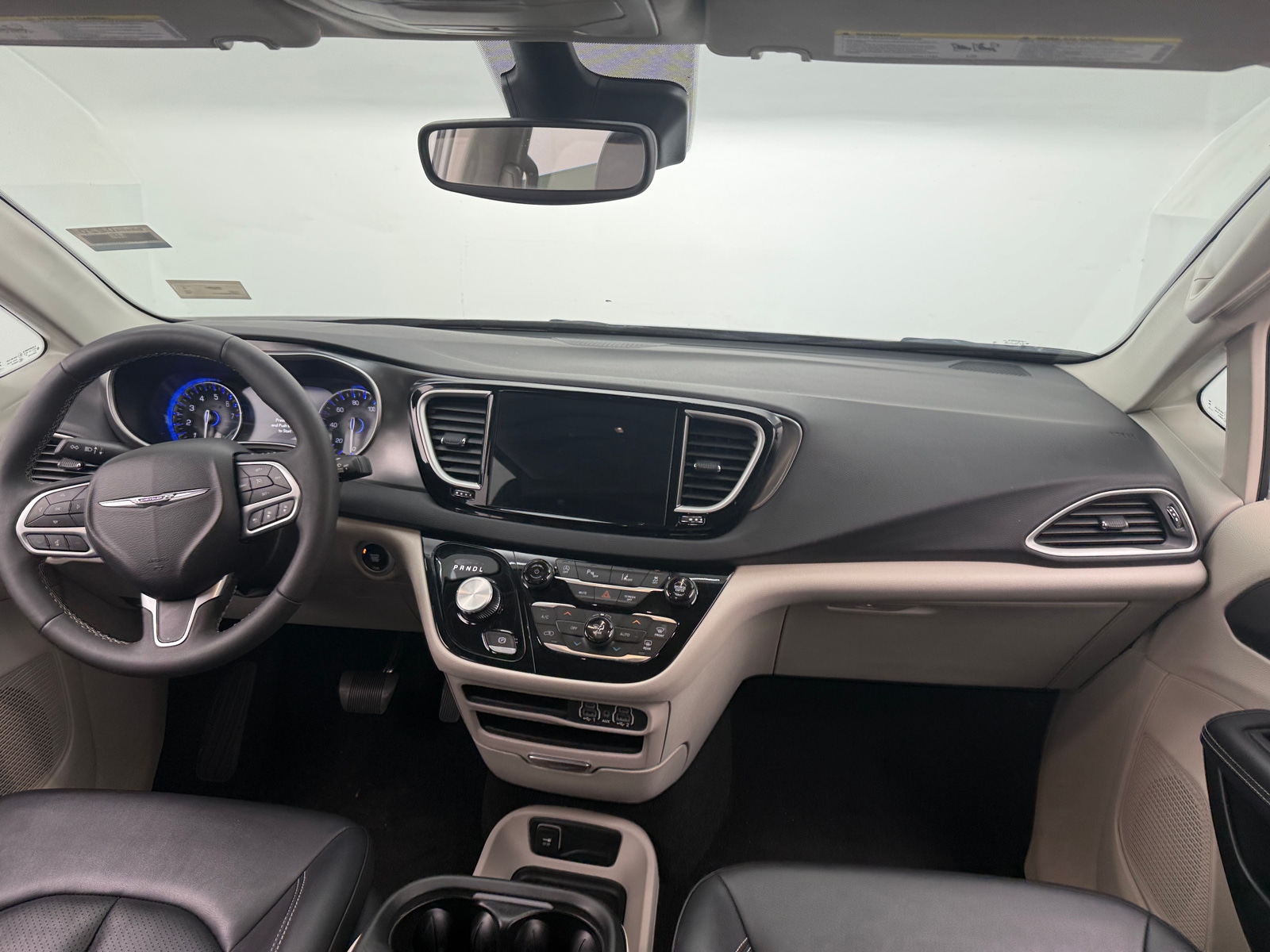 Thumbnail: 2024 Chrysler Pacifica - 2