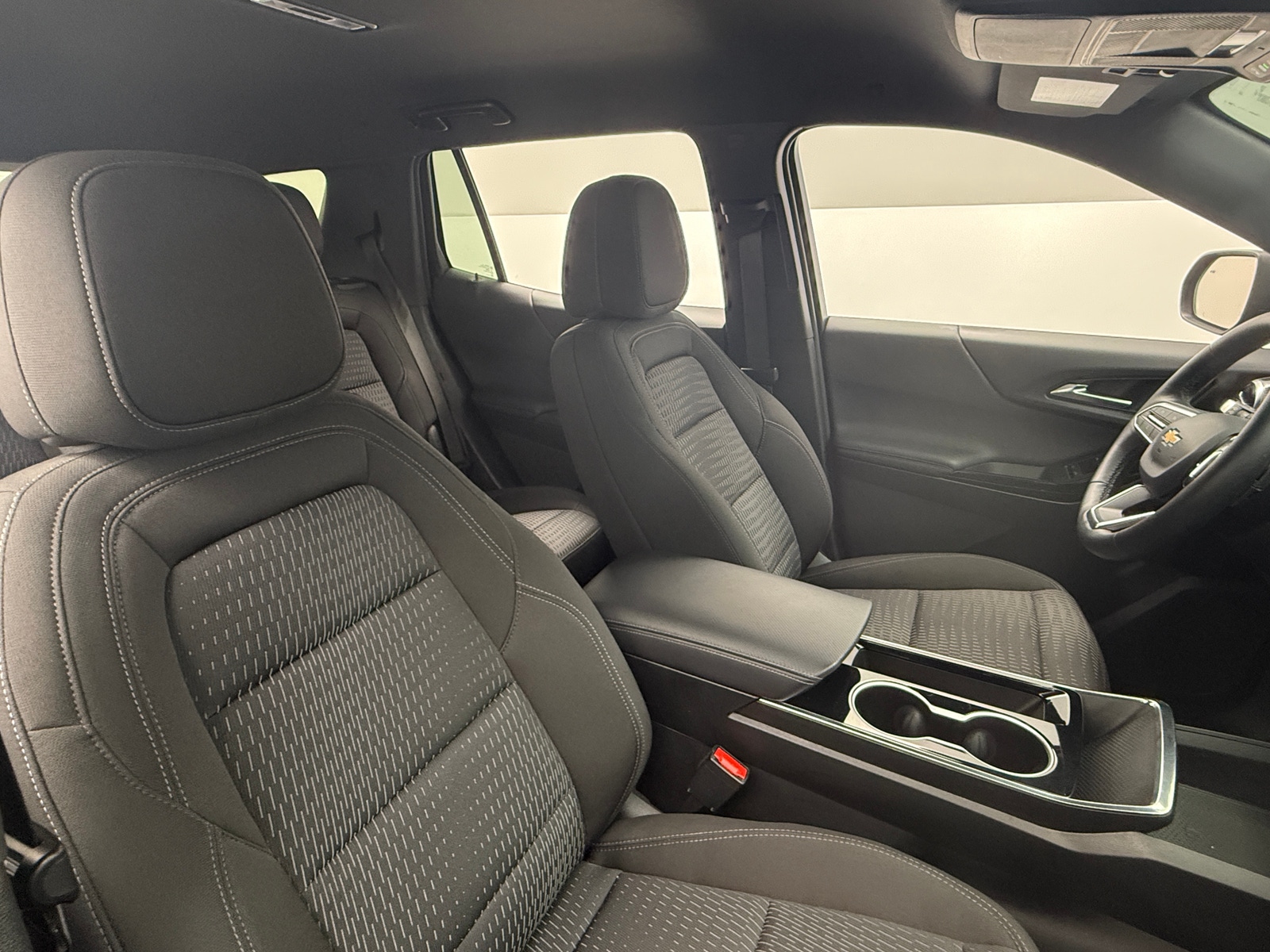 Thumbnail: 2025 Chevrolet Equinox - 2