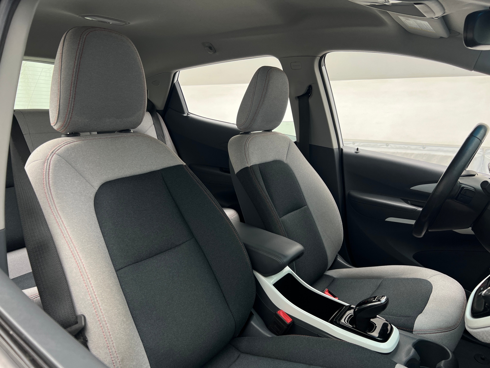 Thumbnail: 2019 Chevrolet Bolt EV - 2