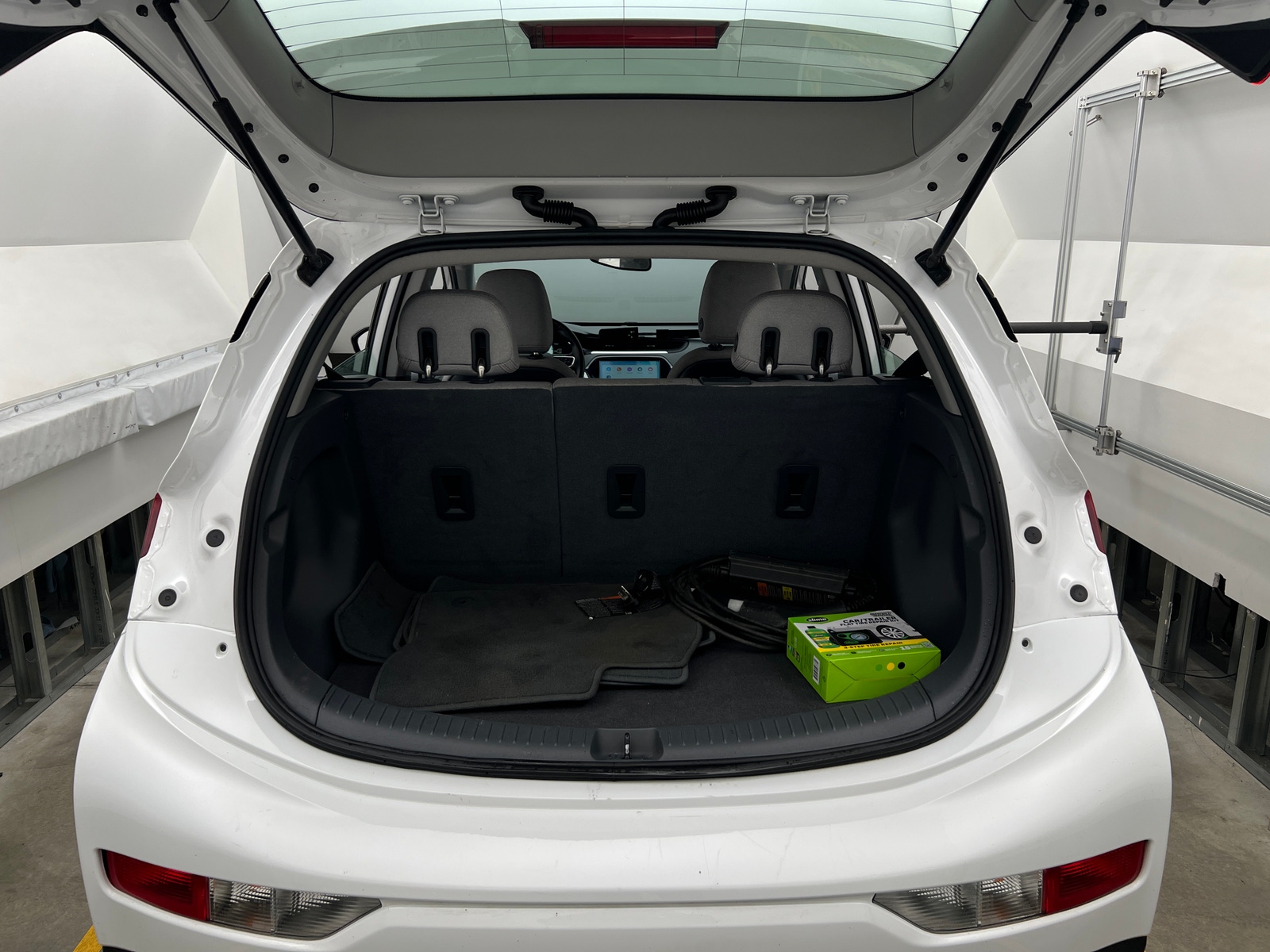 Thumbnail: 2019 Chevrolet Bolt EV - 7